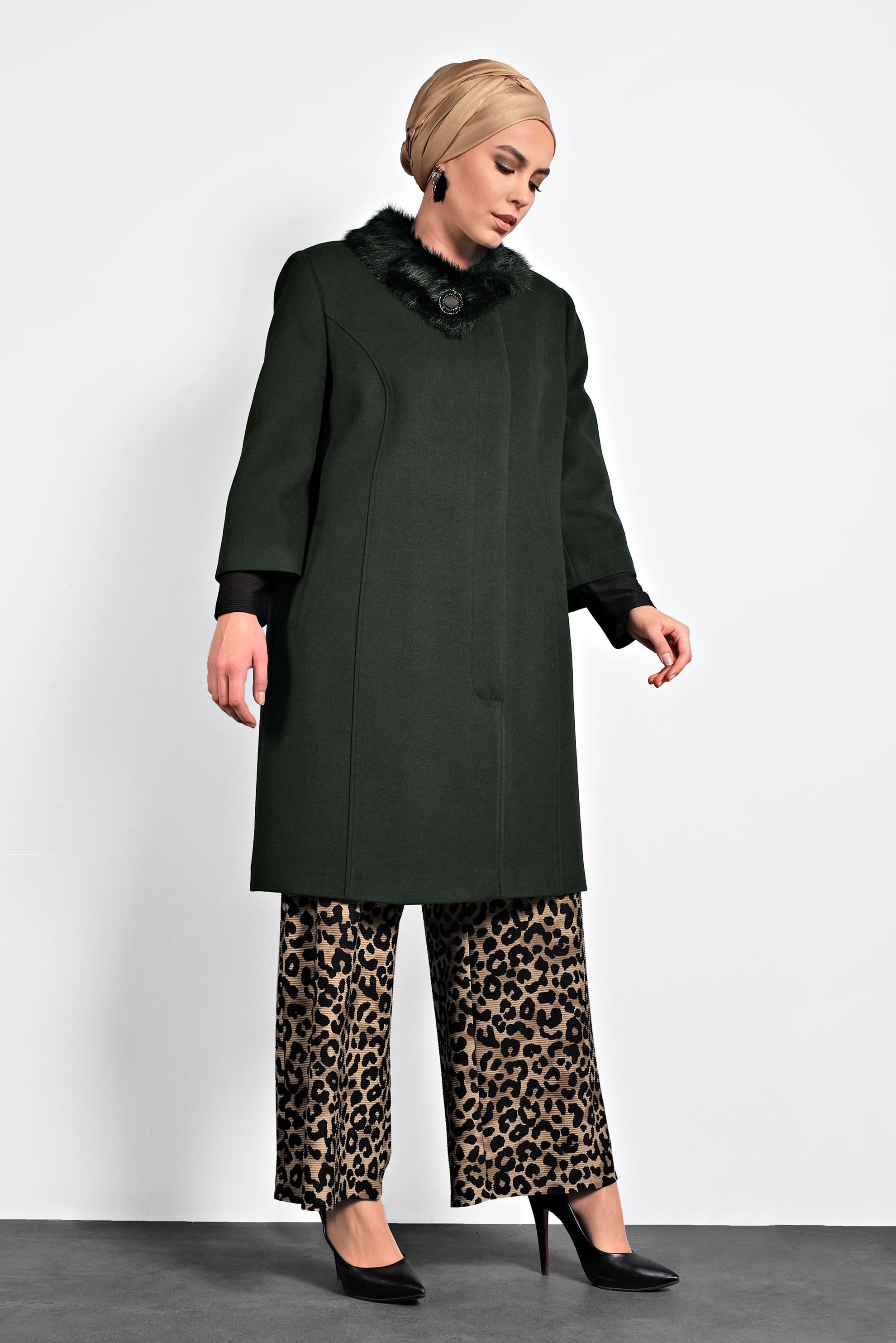 Hijab clothing KHAKI THREE-QUARTER SLEEVED FUR DETAILED COAT 90086 