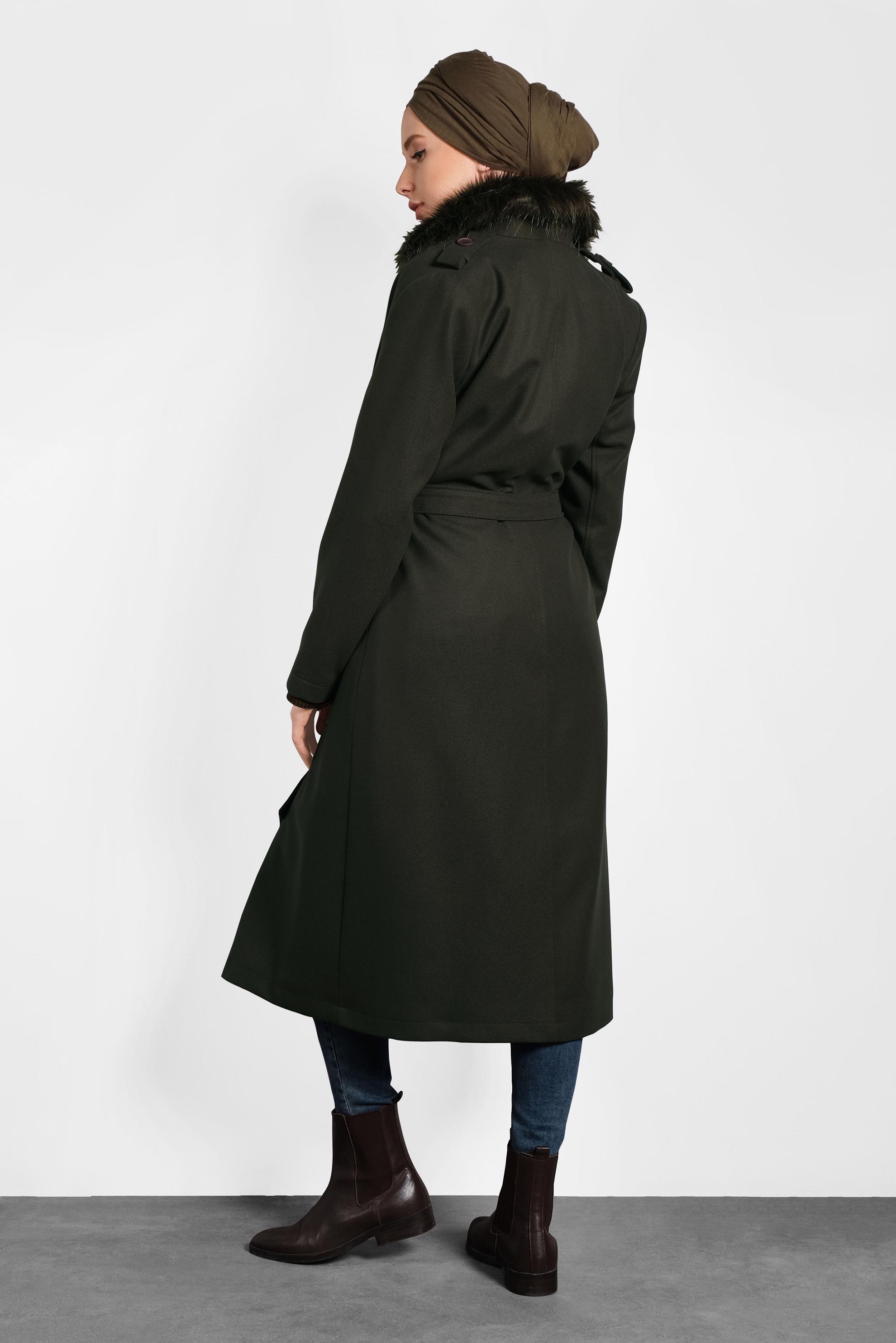 Tesettür giyim HAKİ KUŞAKLI DÜĞMELİ KABAN 90087 