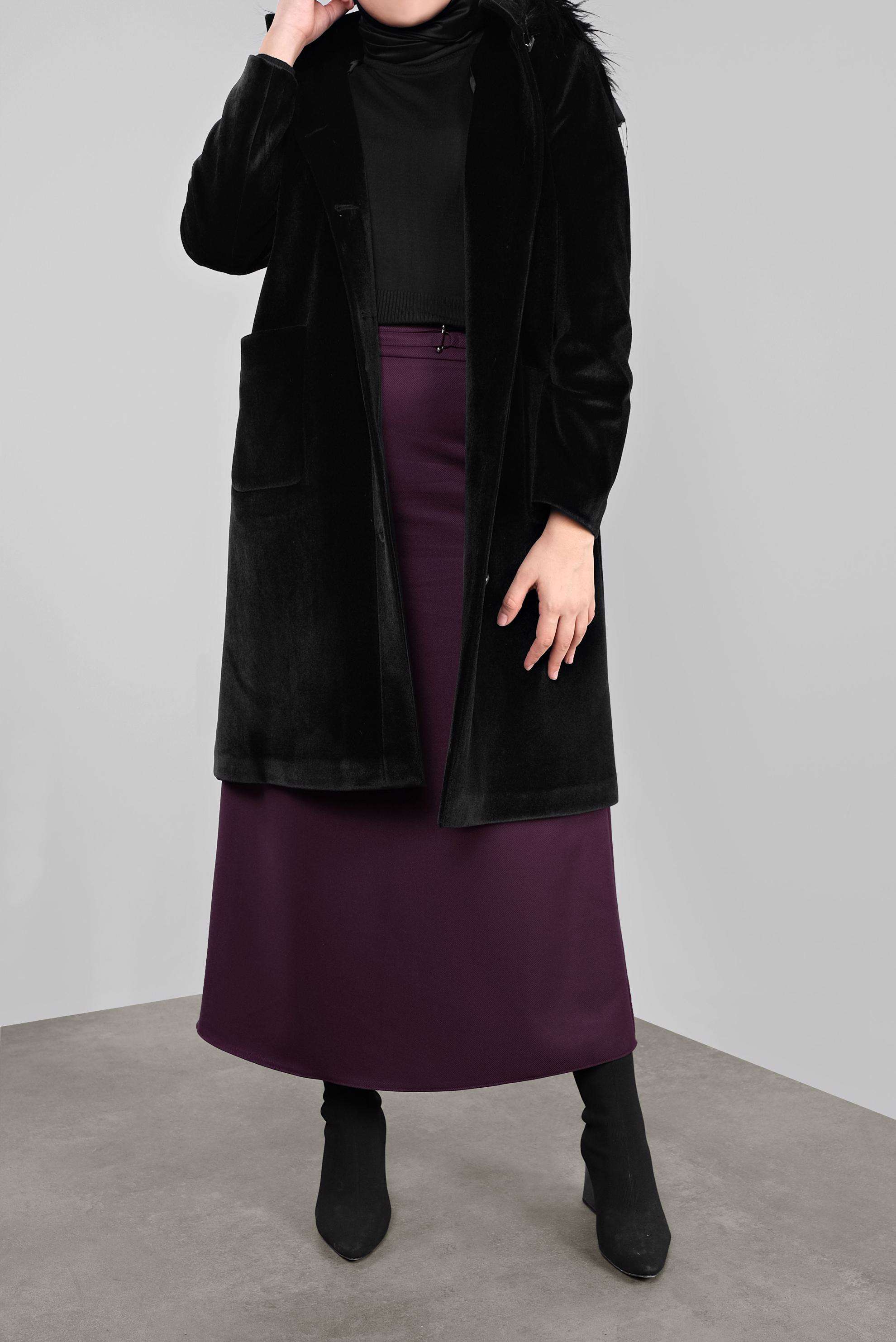 Tesettür giyim SİYAH KAPÜŞONU KÜRKLÜ KABAN 90092