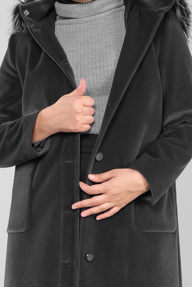 Tesettür giyim GRİ KAPÜŞONU KÜRKLÜ KABAN 90092 - ALVİNA