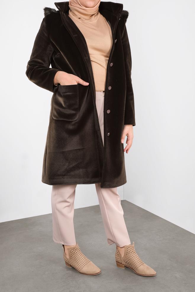 Tesettür giyim KAHVE KAPÜŞONU KÜRKLÜ KABAN 90092 - ALVİNA