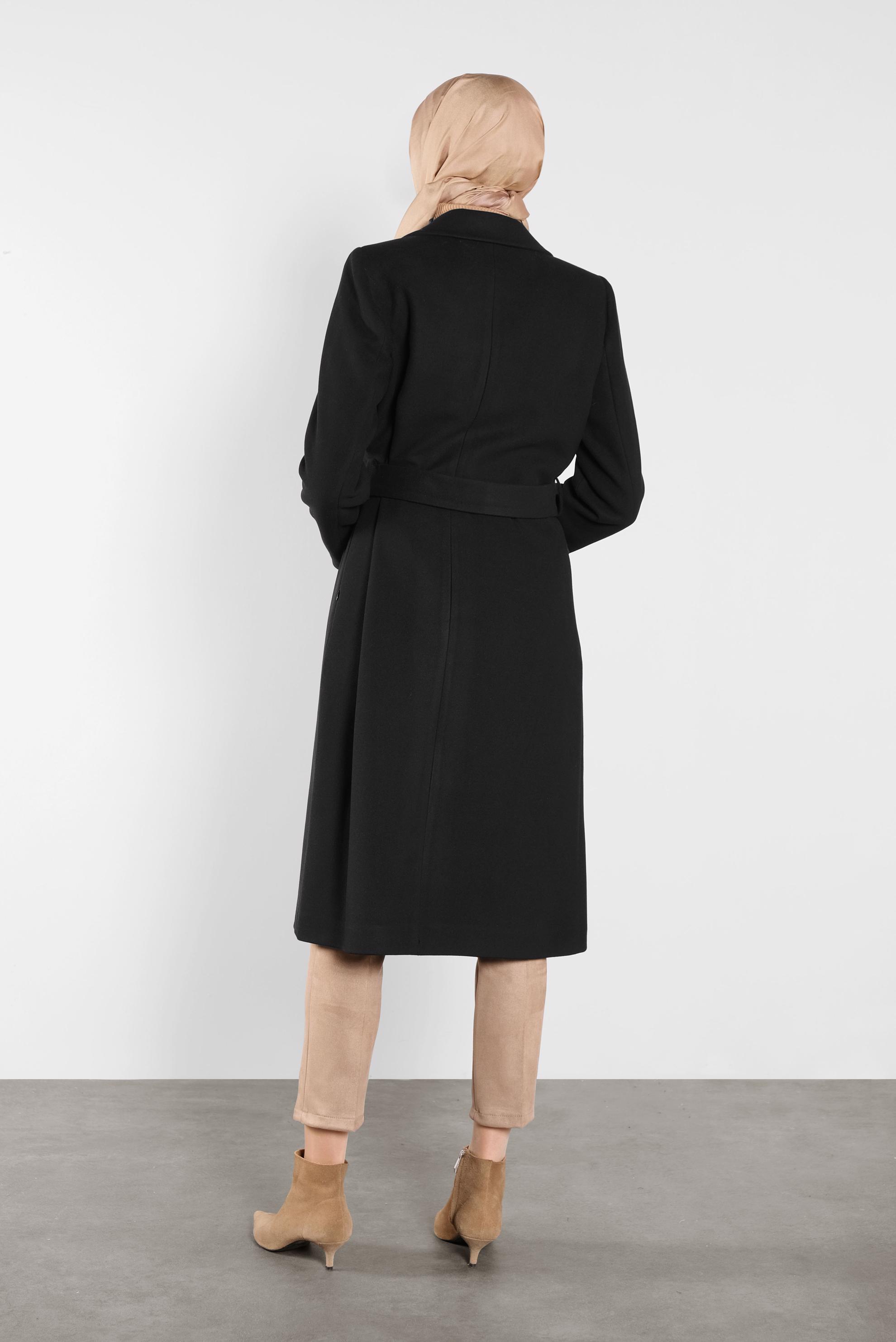 Tesettür giyim SİYAH KEMERLİ KABAN 90101