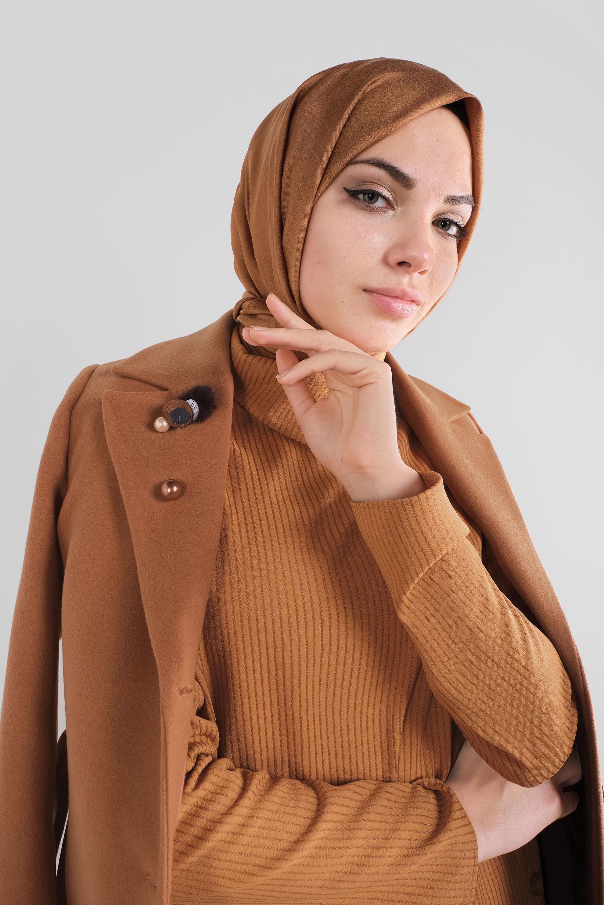 Tesettür giyim TABA KEMERLİ KABAN 90101