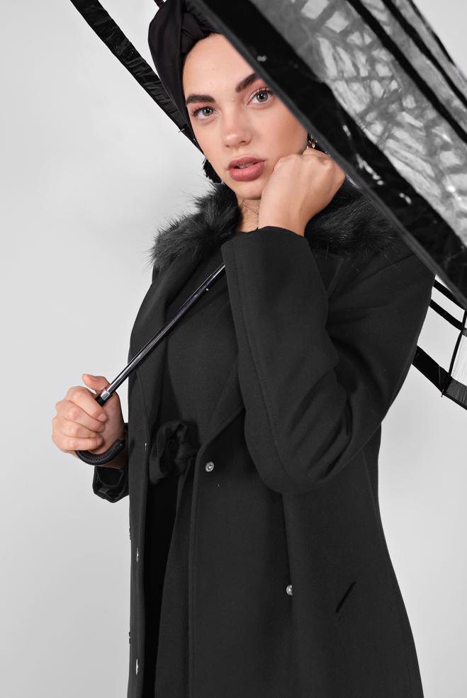 Tesettür giyim  YAKASI KÜRKLÜ DÜĞMELİ KABAN 90102  - ALVİNA