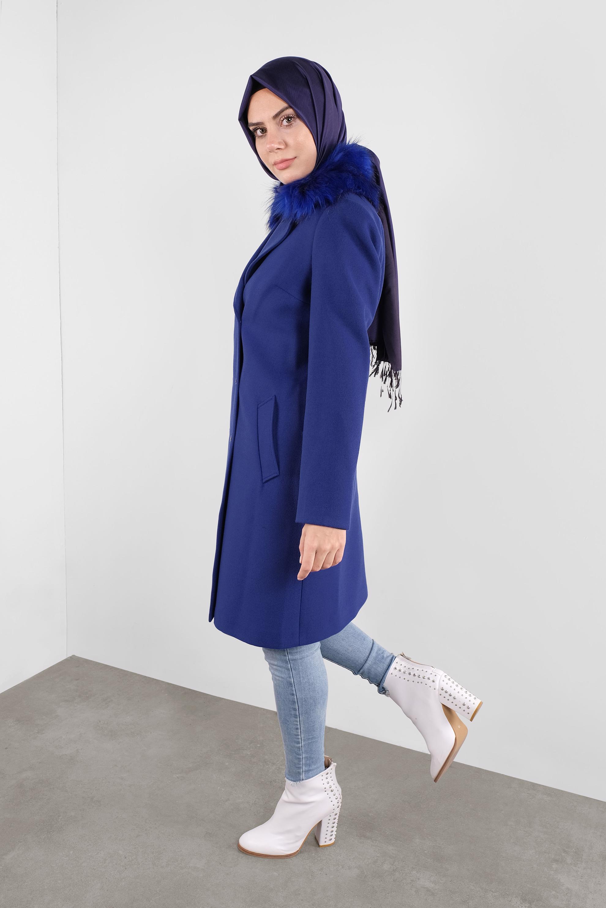 Vêtements hijab BLEU CABAN À COL EN FOURRURE À BOUTONNÉ 90102 