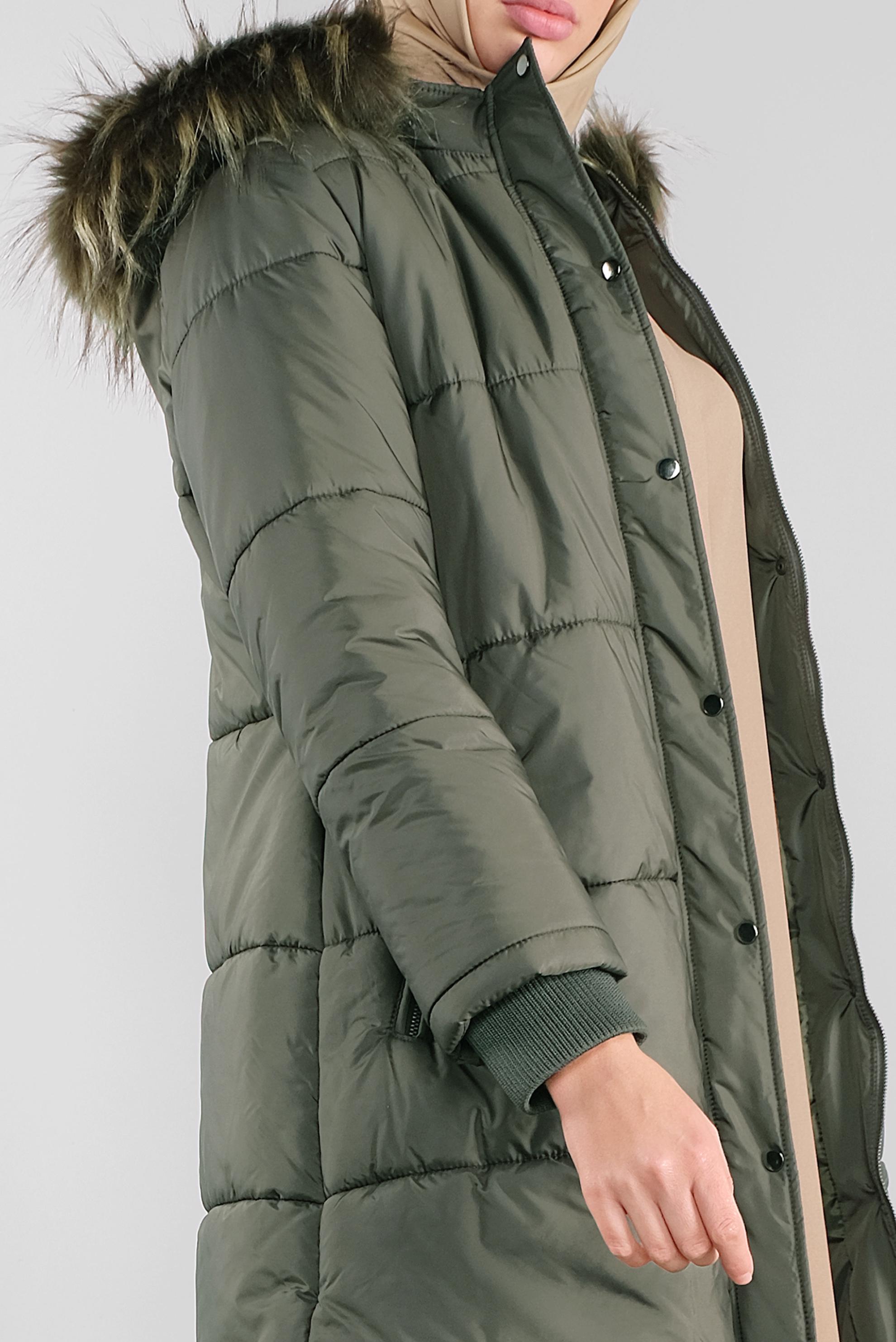 Tesettür giyim HAKİ KAPÜŞONLU ŞİŞME KABAN 90107