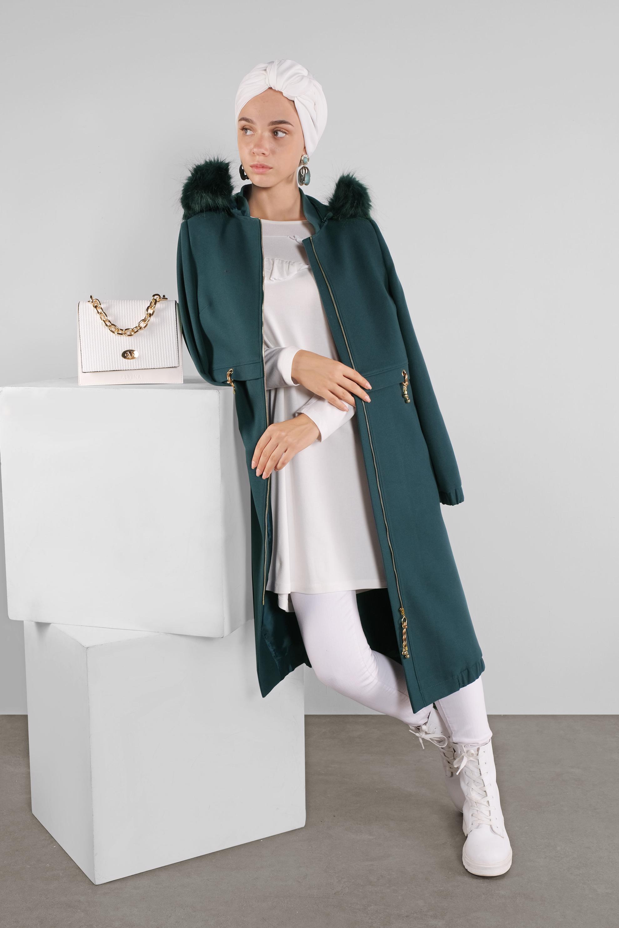 Tesettür giyim MAVİ KAPÜŞONU KÜRKLÜ KABAN 90115  