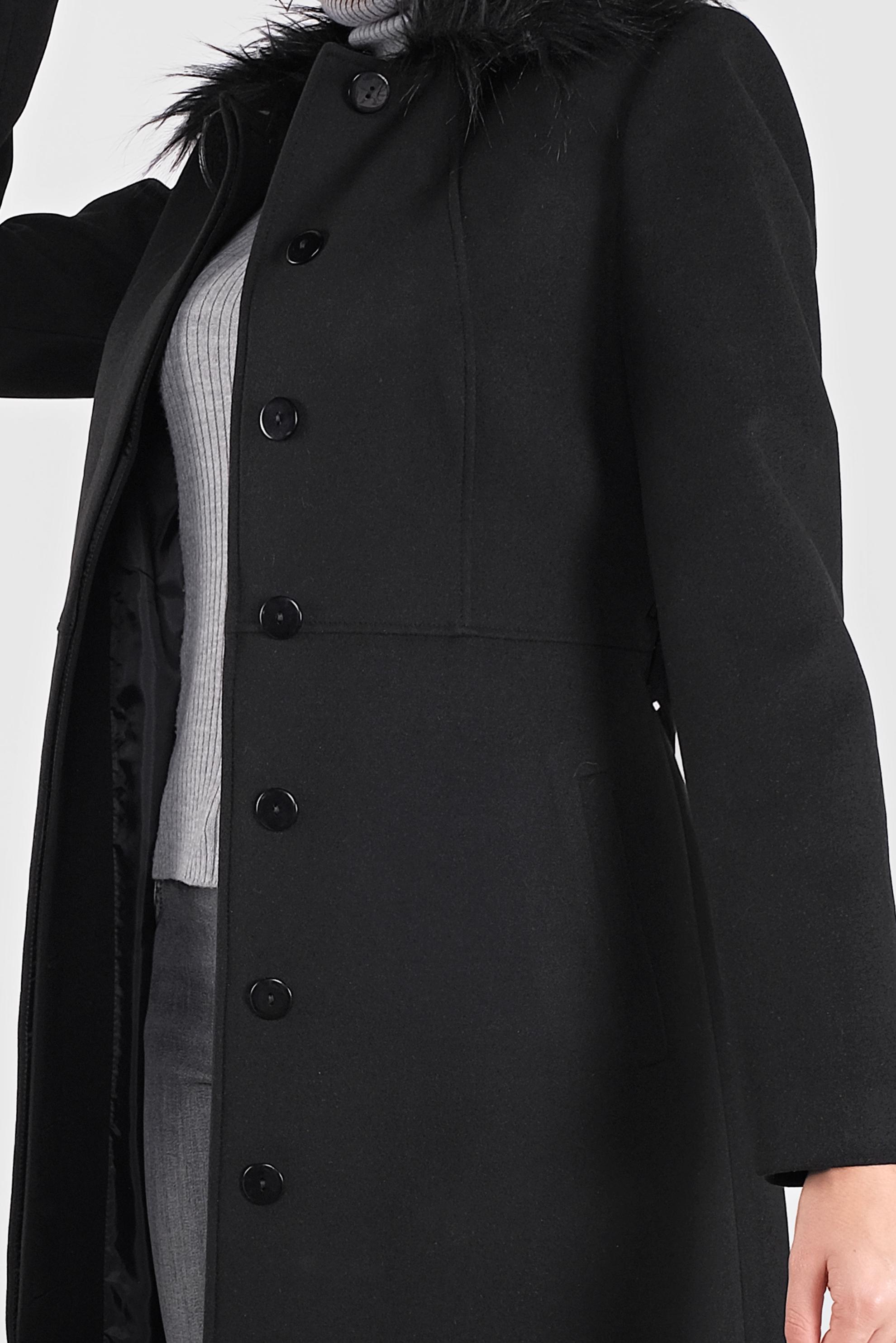 Tesettür giyim SİYAH YAKASI KÜRKLÜ BROŞLU KABAN 90117 