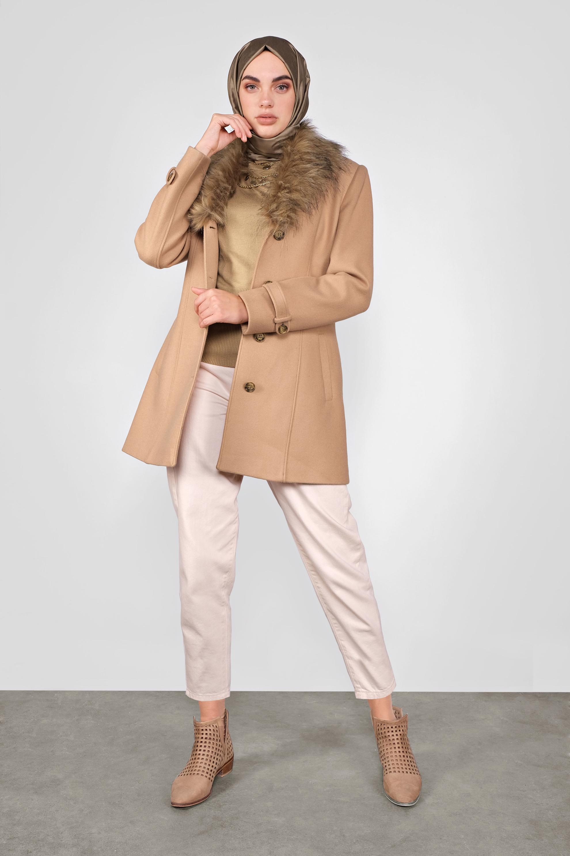 Vêtements hijab BRUN CABAN EN LAINE À COL EN EFFET FOURRURE 90130 