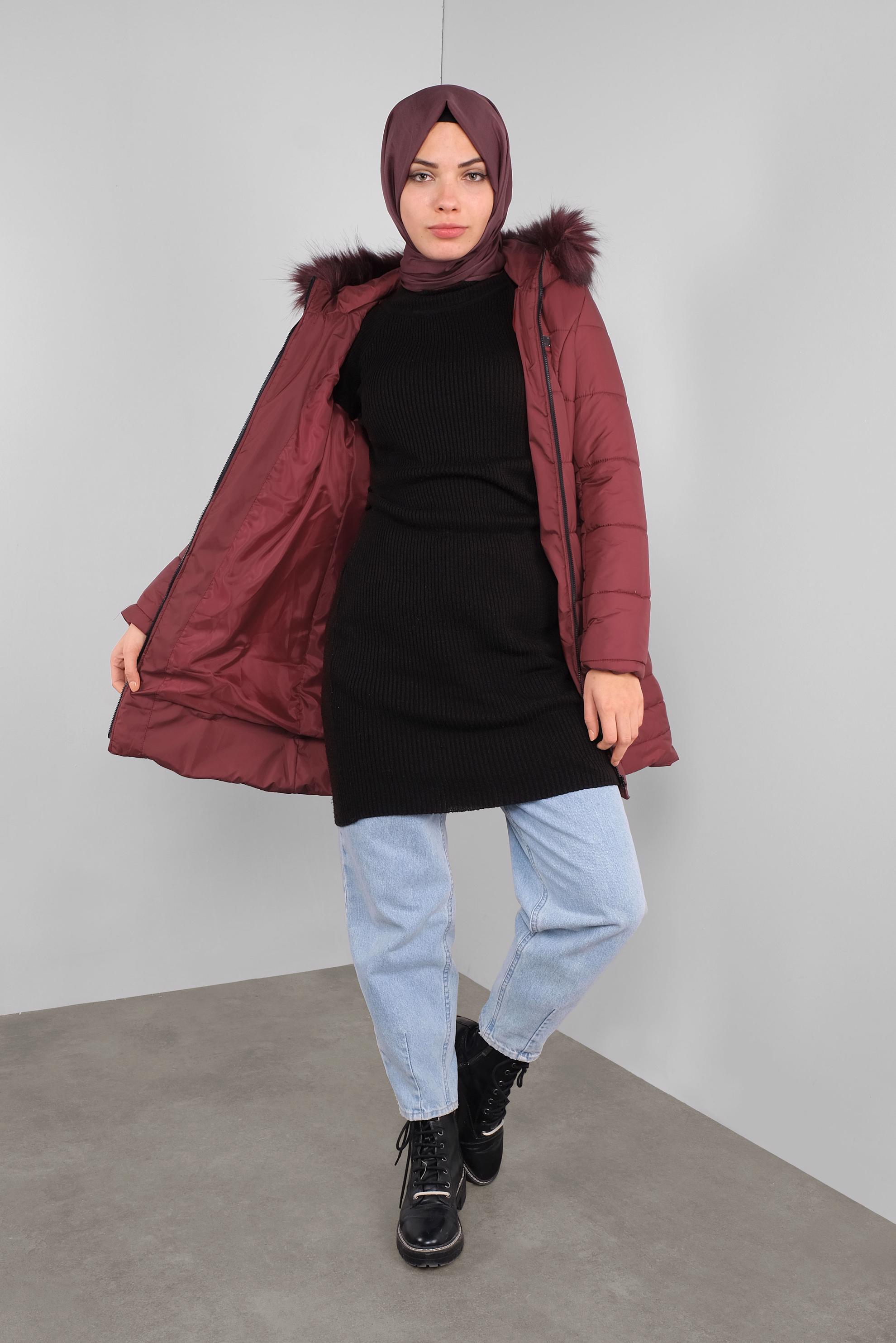Tesettür giyim BORDO KAPÜŞONU KÜRKLÜ ŞİŞME KABAN 90132 