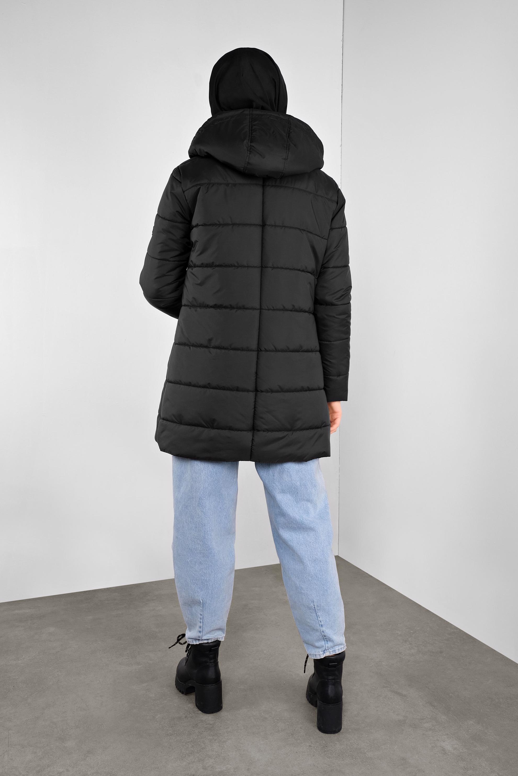 Tesettür giyim SİYAH KAPÜŞONLU ŞİŞME KABAN 90134