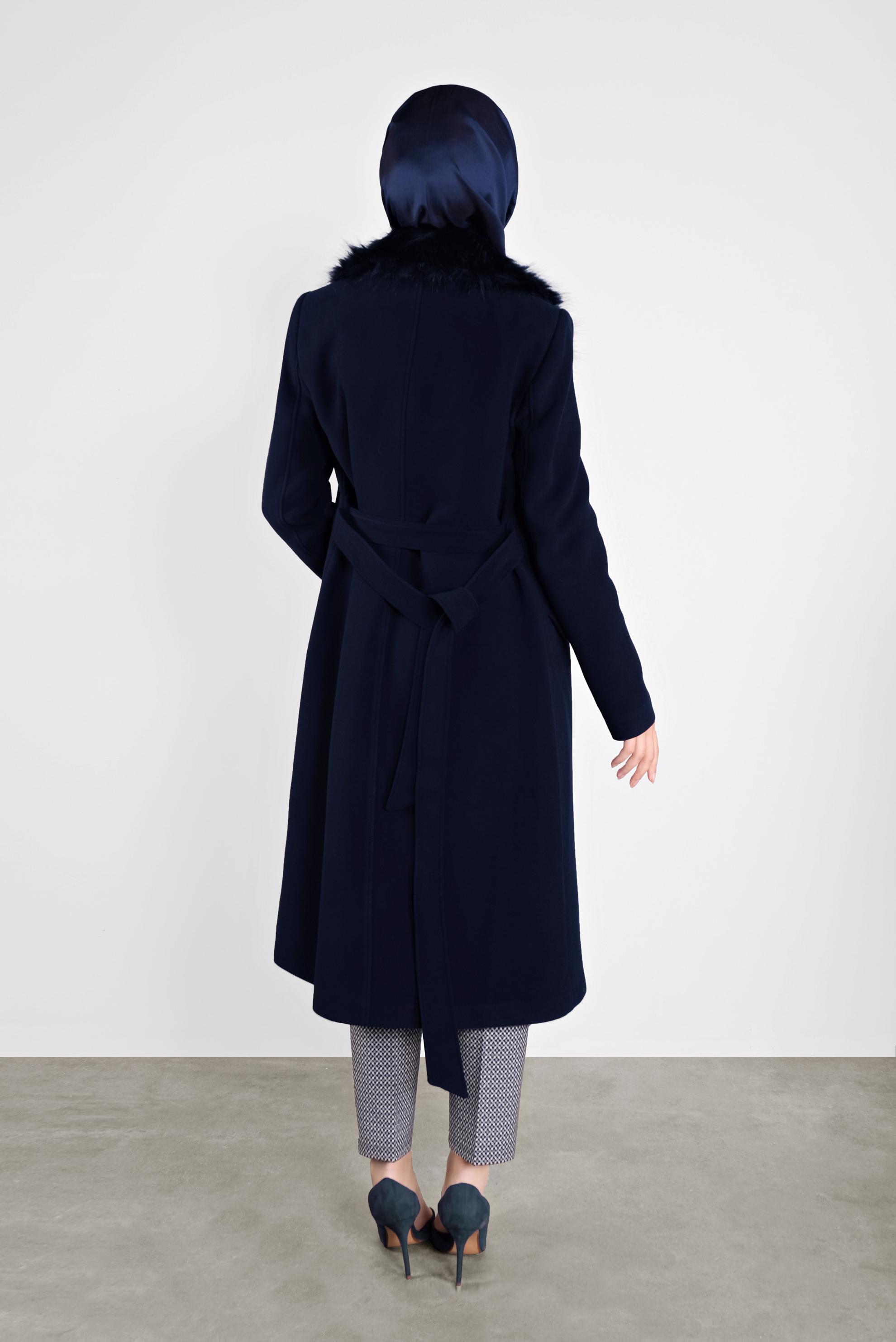 Tesettür giyim LACİVERT KÜRKLÜ KAŞE KABAN 90145	