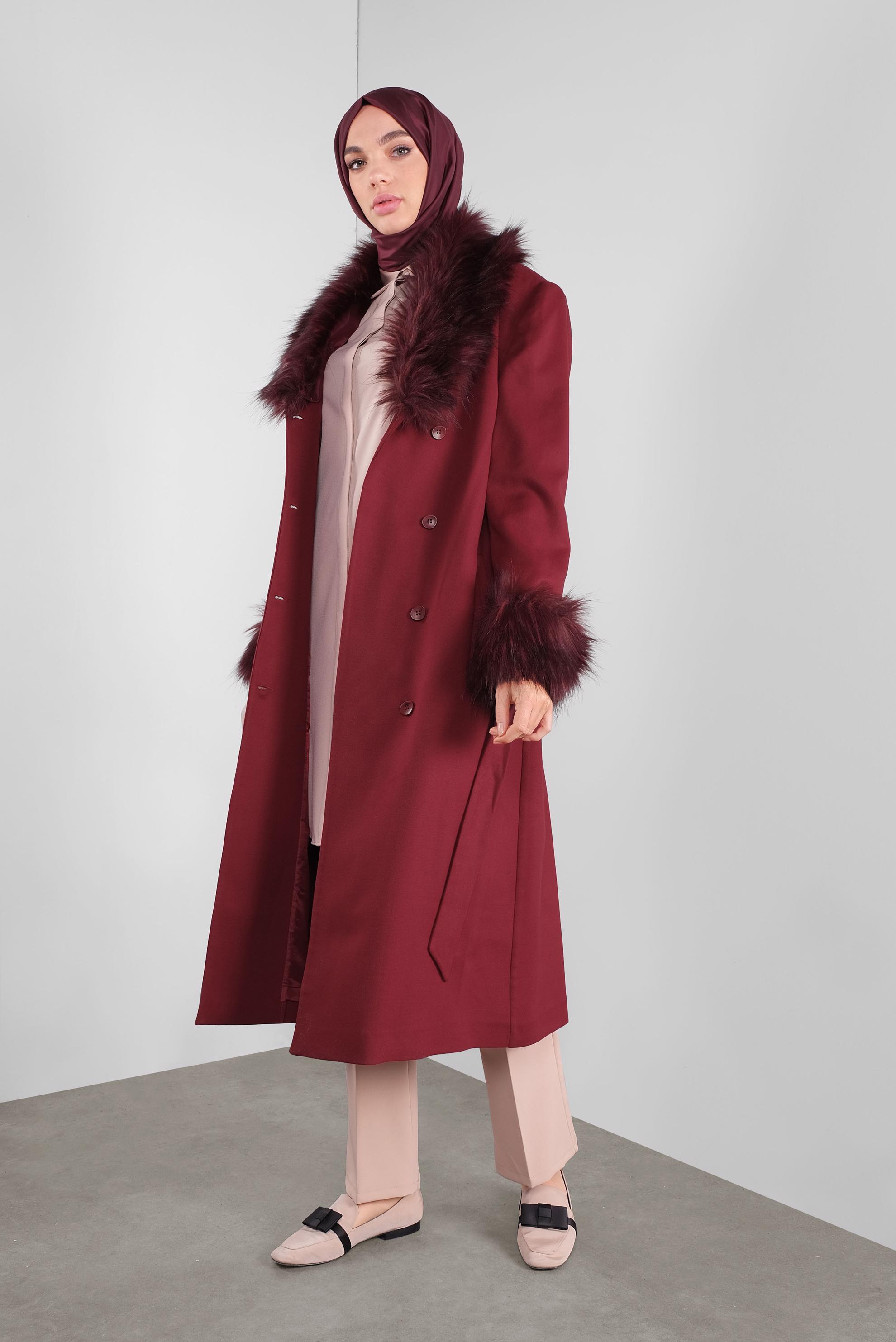 Vêtements hijab ROUGE BORDEAUX CABAN DÉTAILLÉ FOURRURE 90152
