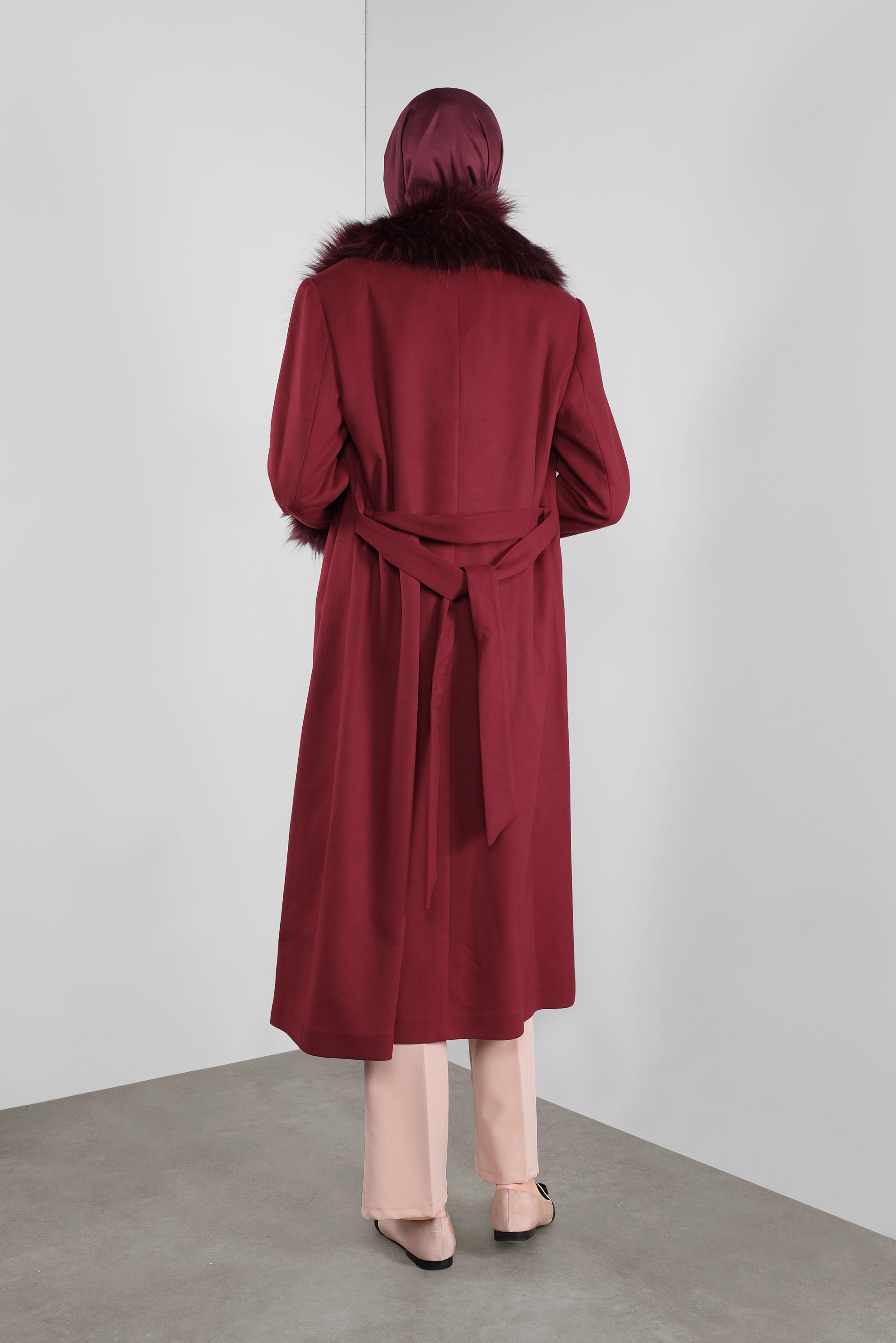 Vêtements hijab ROUGE BORDEAUX CABAN DÉTAILLÉ FOURRURE 90152