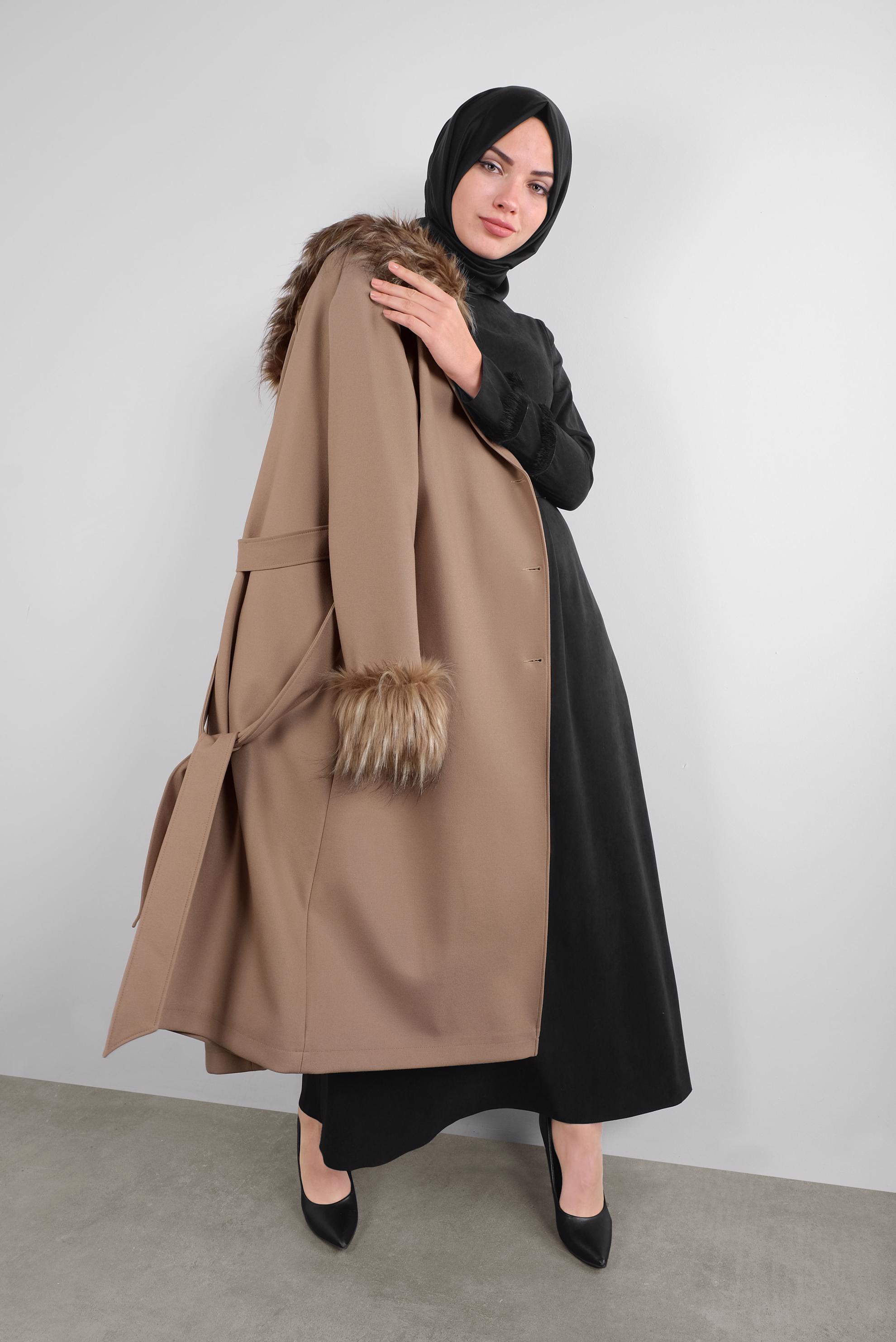 Tesettür giyim KAHVE KÜRK DETAYLI KAŞE KABAN 90156 