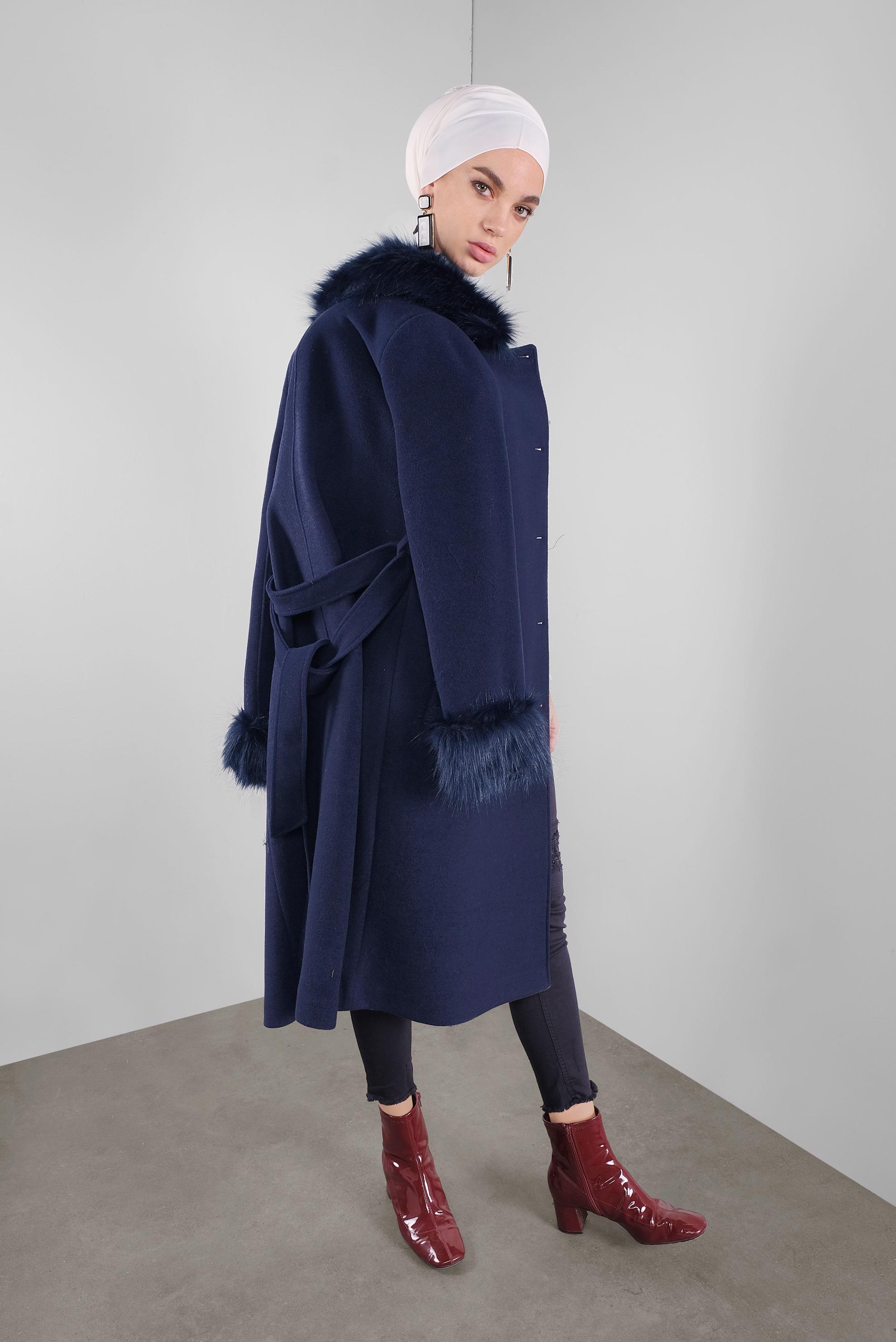 Hijab clothing NAVY BLUE FUR DETAILED COAT 90164 