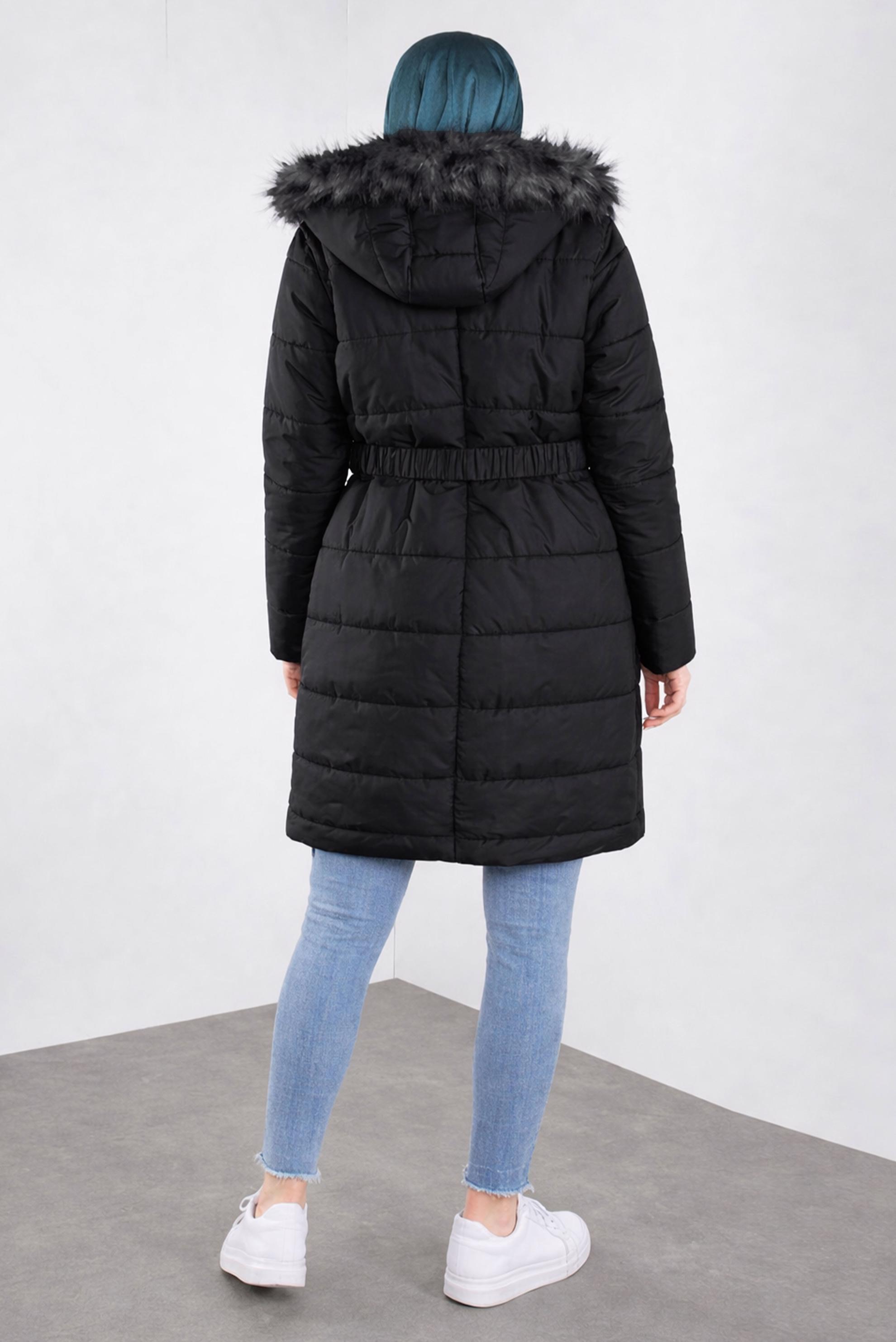 Tesettür giyim SİYAH KAPÜŞONU KÜRKLÜ ŞİŞME KABAN 90172 