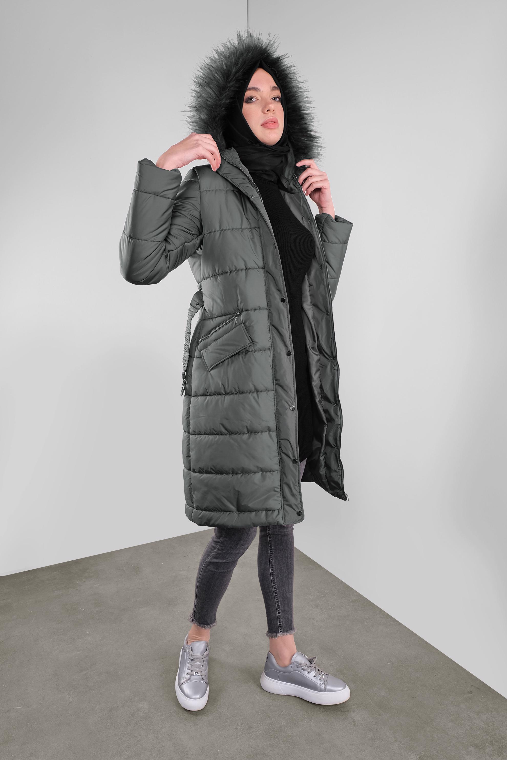 Tesettür giyim GRİ KAPÜŞONU KÜRKLÜ ŞİŞME KABAN 90172 