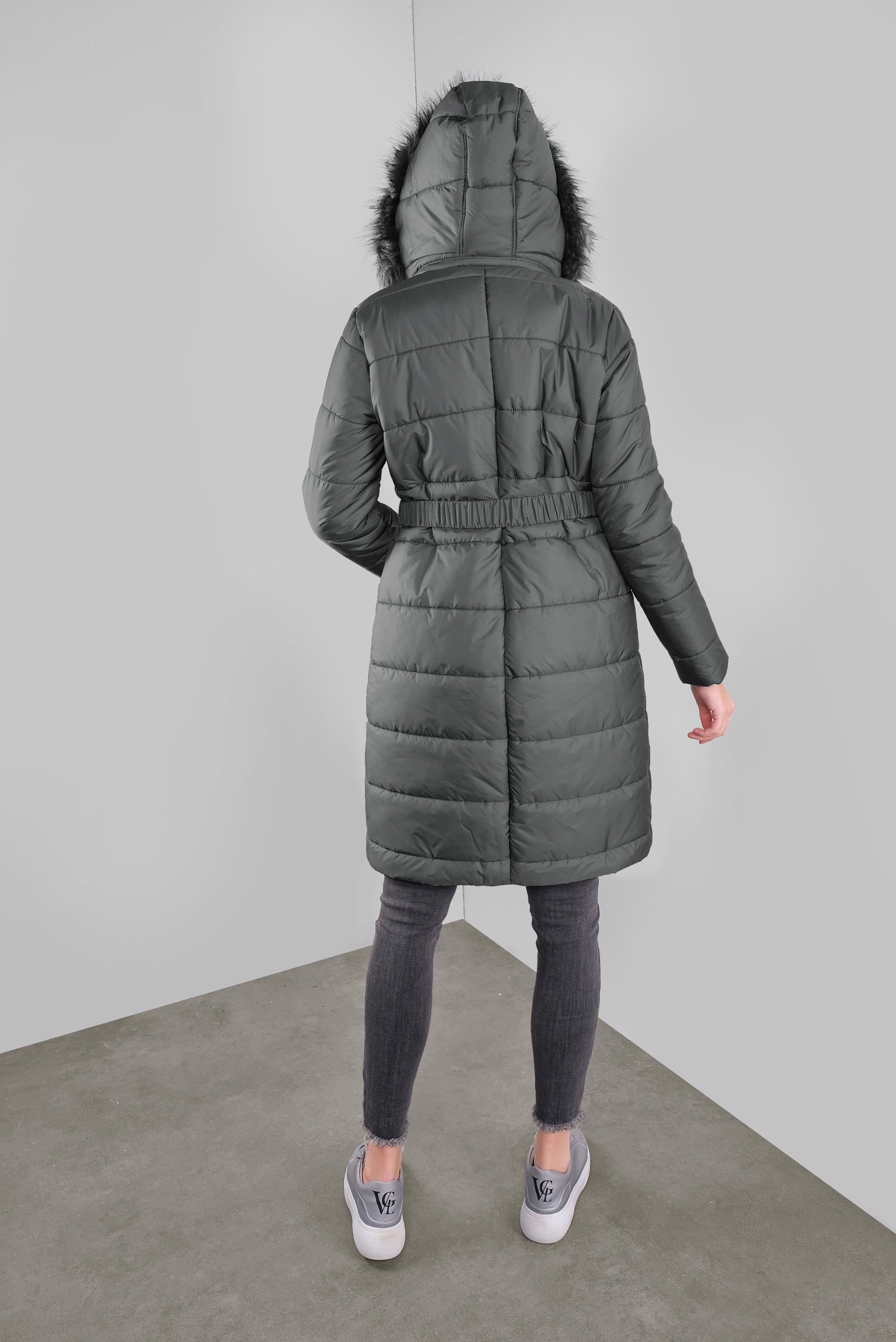 Tesettür giyim GRİ KAPÜŞONU KÜRKLÜ ŞİŞME KABAN 90172 