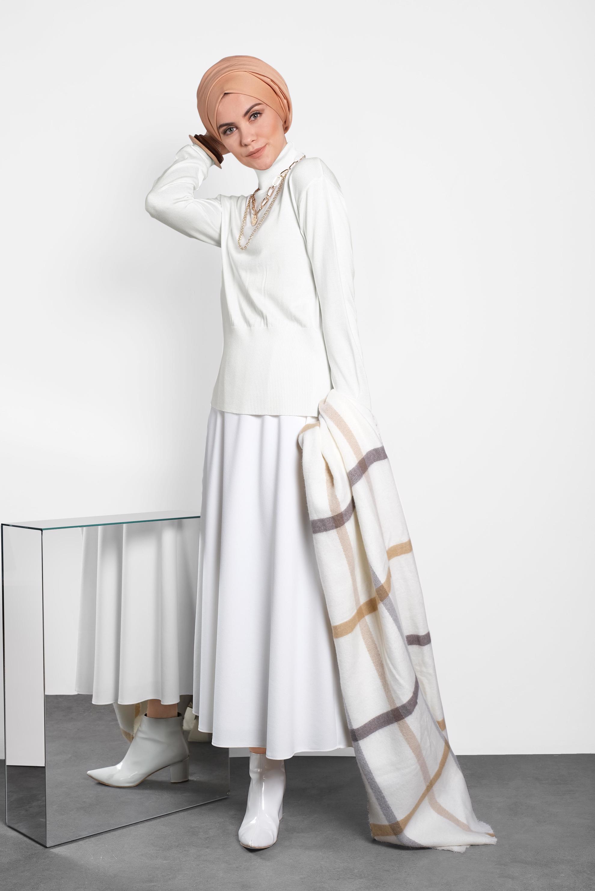 Tesettür giyim BEYAZ BALIKÇI YAKA TRİKO KAZAK 40042