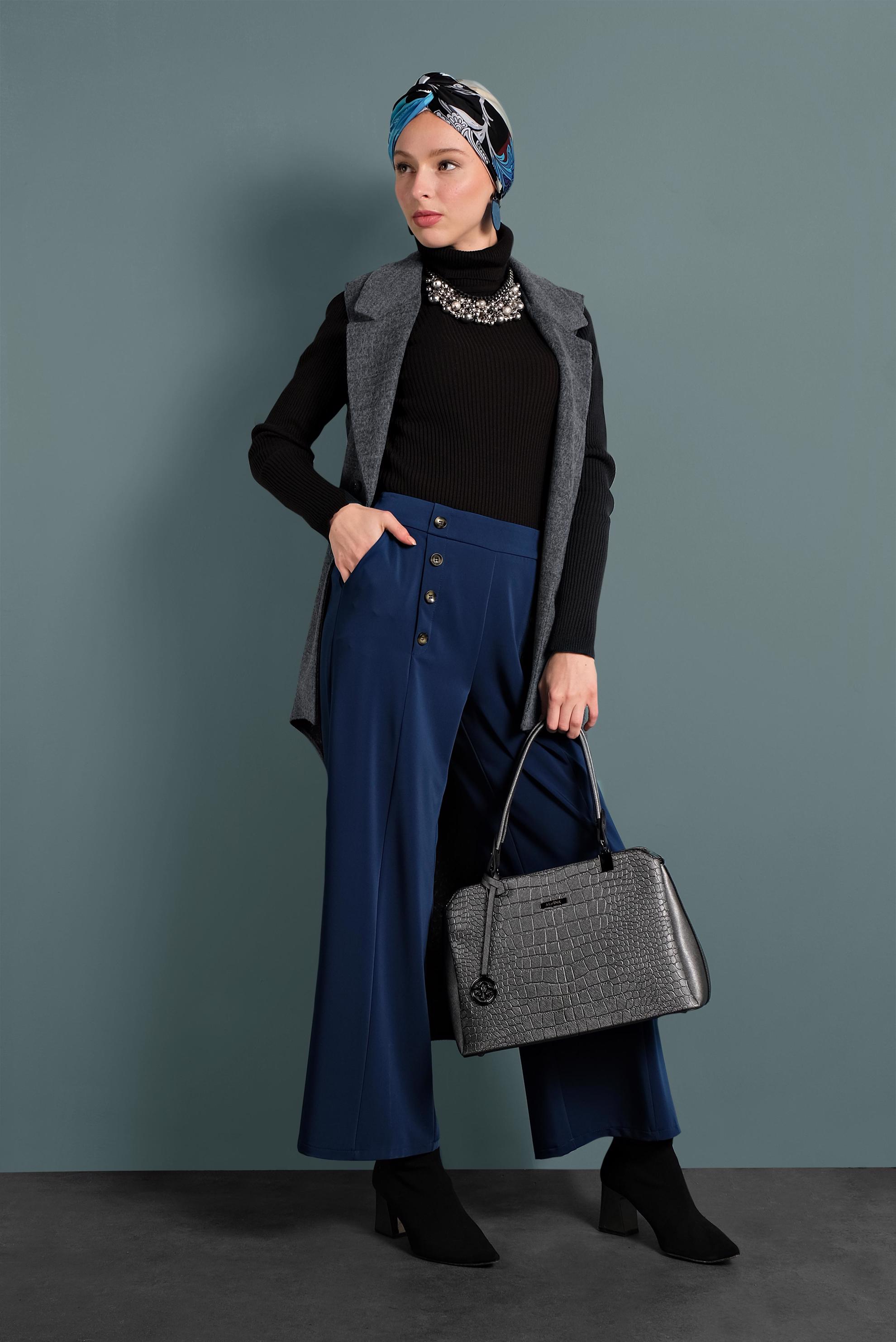 Tesettür giyim SİYAH BOĞAZLI TRİKO KAZAK 40278