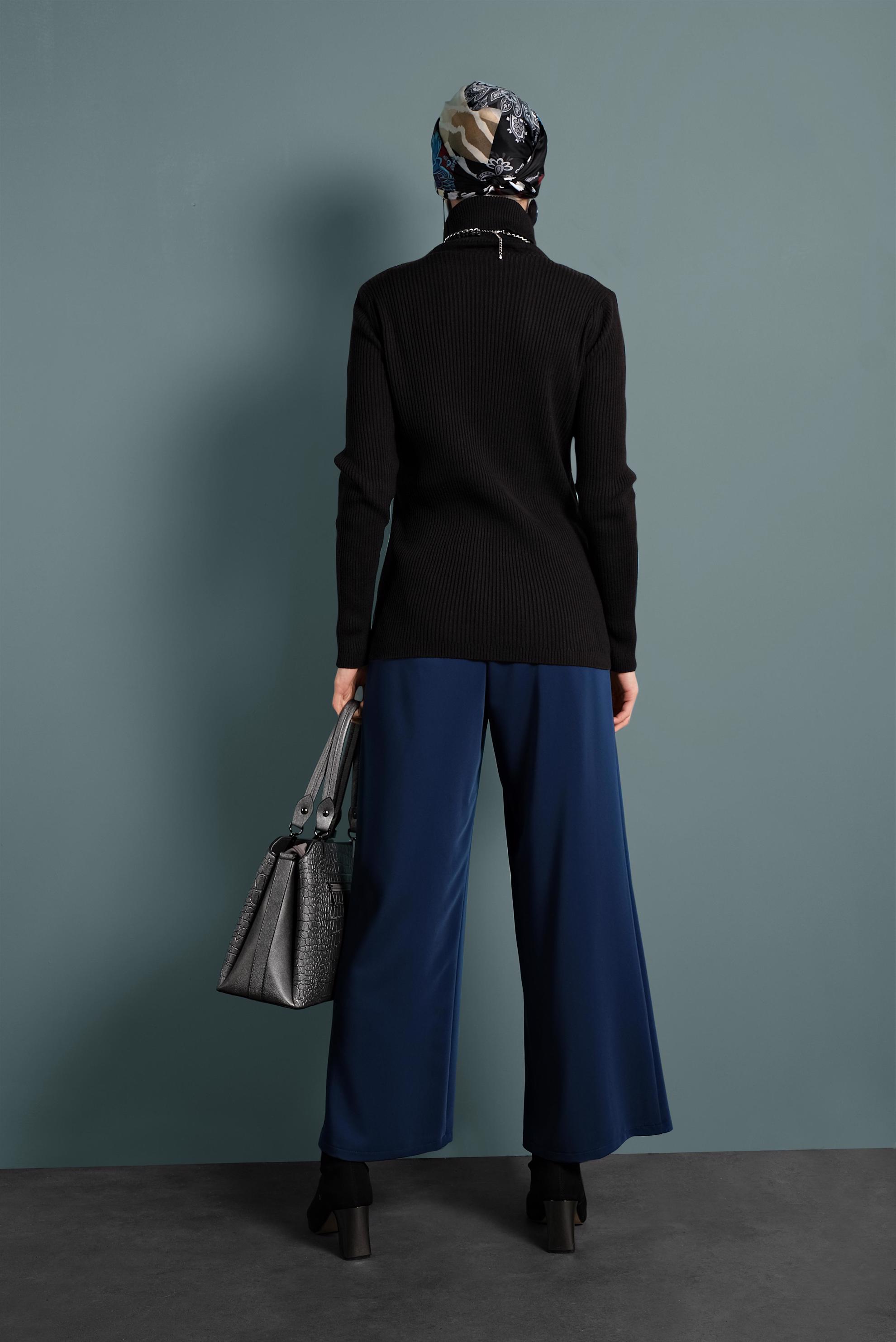 Tesettür giyim SİYAH BOĞAZLI TRİKO KAZAK 40278