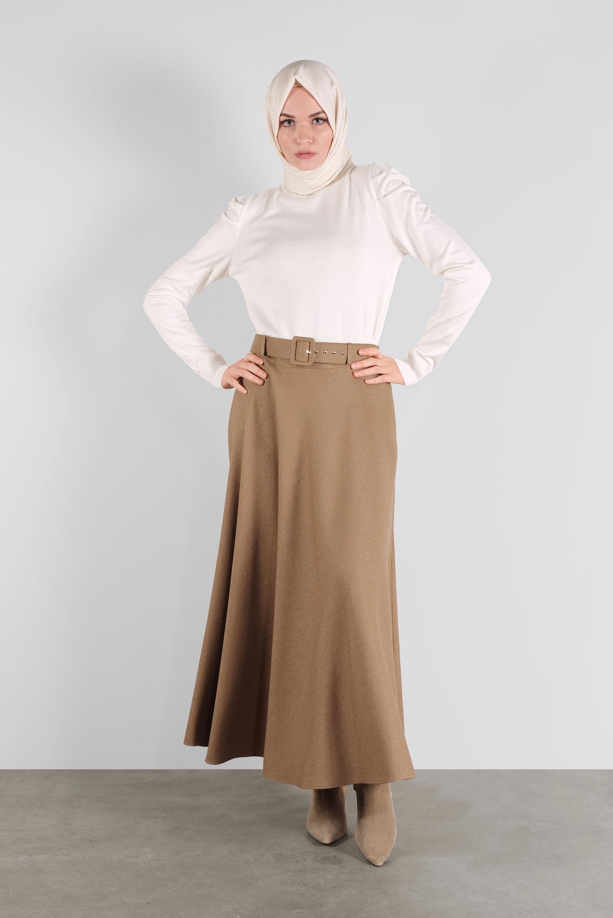 Tesettür giyim BEYAZ BOĞAZLI TRİKO KAZAK 41021