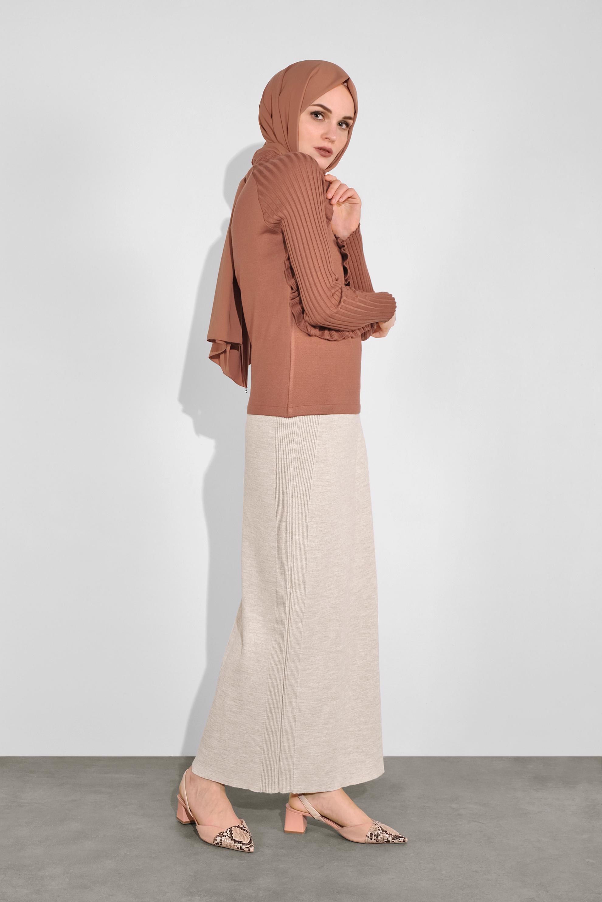 Hijab clothing ORANGE RUFFLED KNITWEAR 41022 