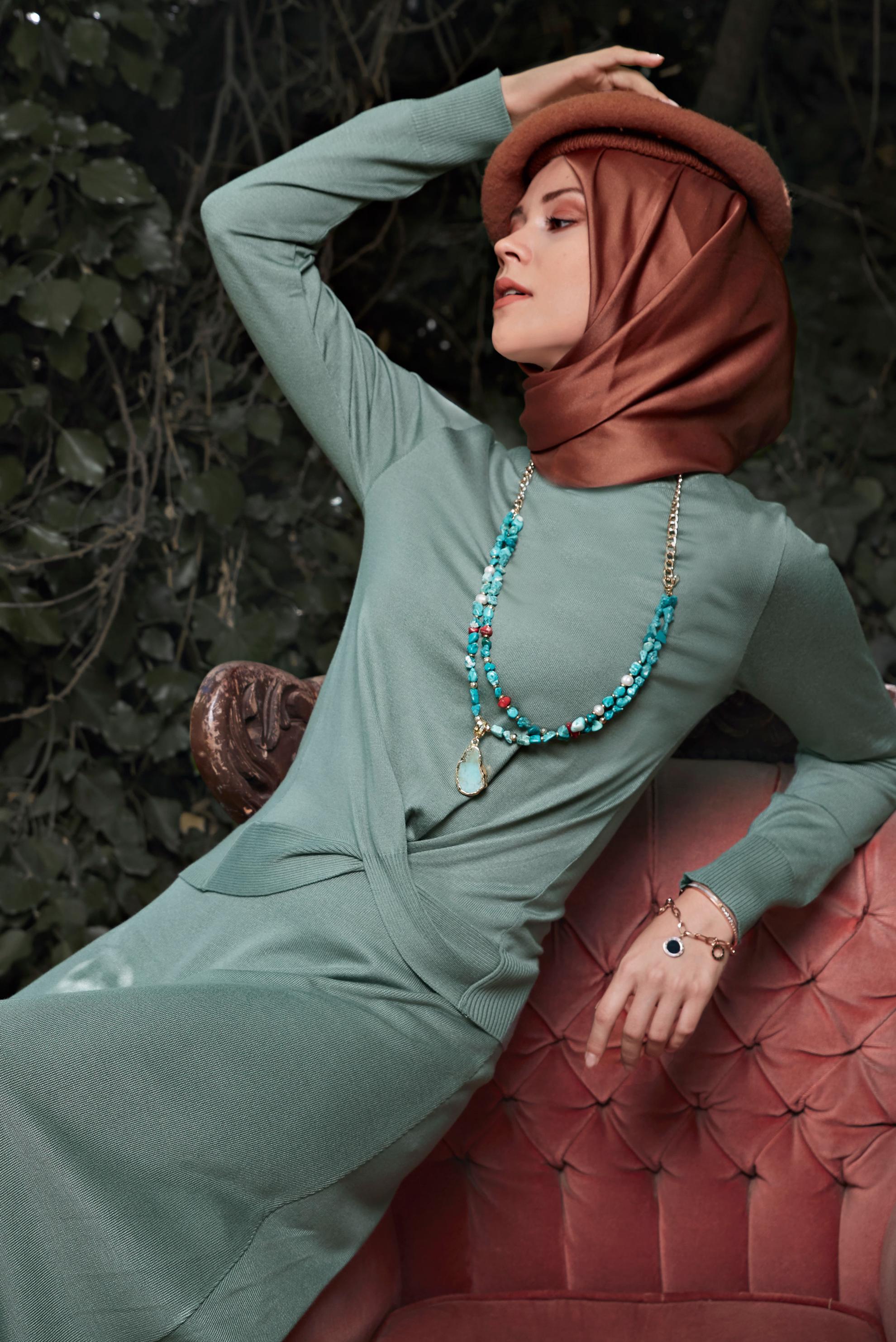 Tesettür giyim YEŞİL BÜZGÜLÜ TRİKO KAZAK  41024 