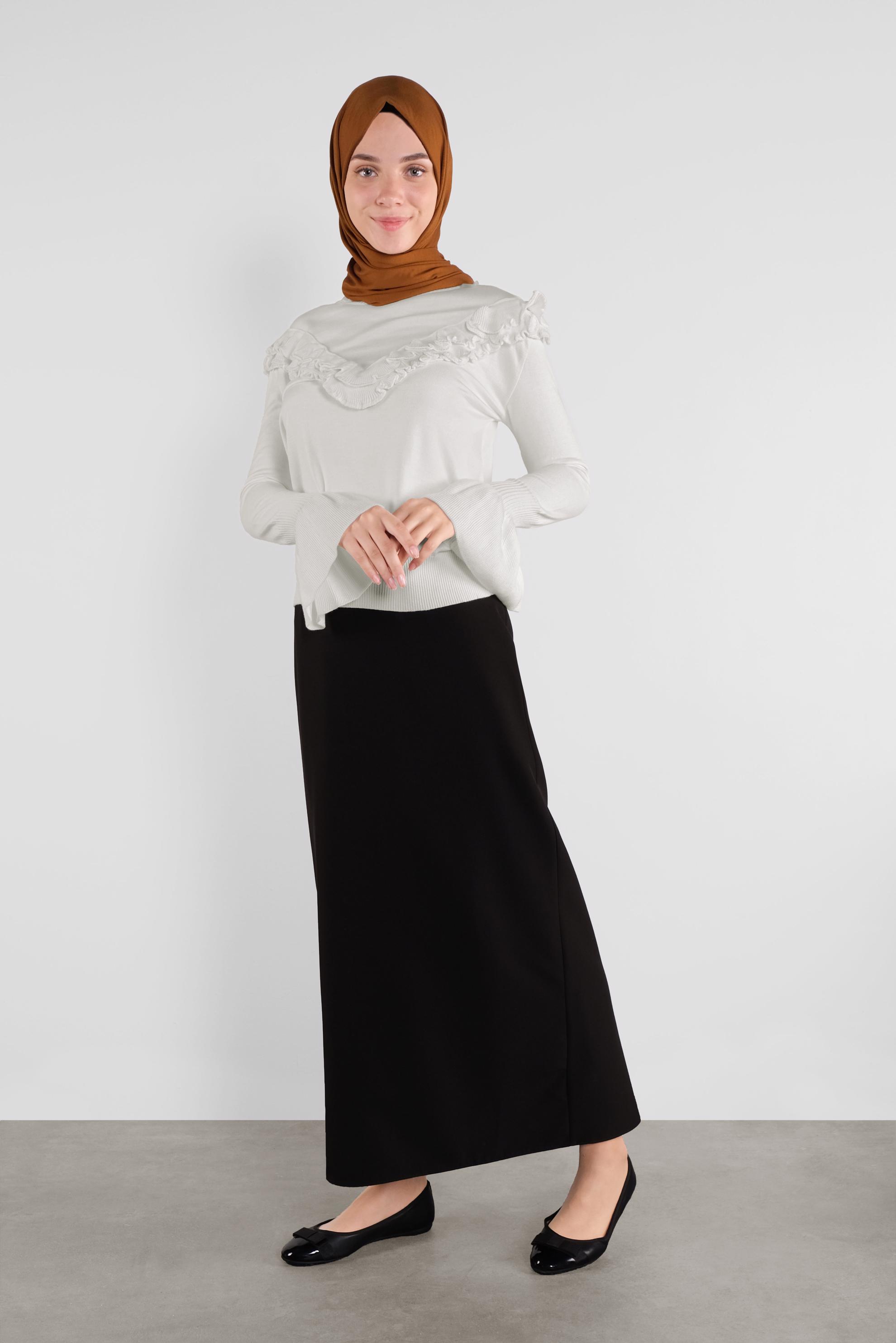 Hijab clothing WHITE RUFFLED KNIT SWEATER 41025 