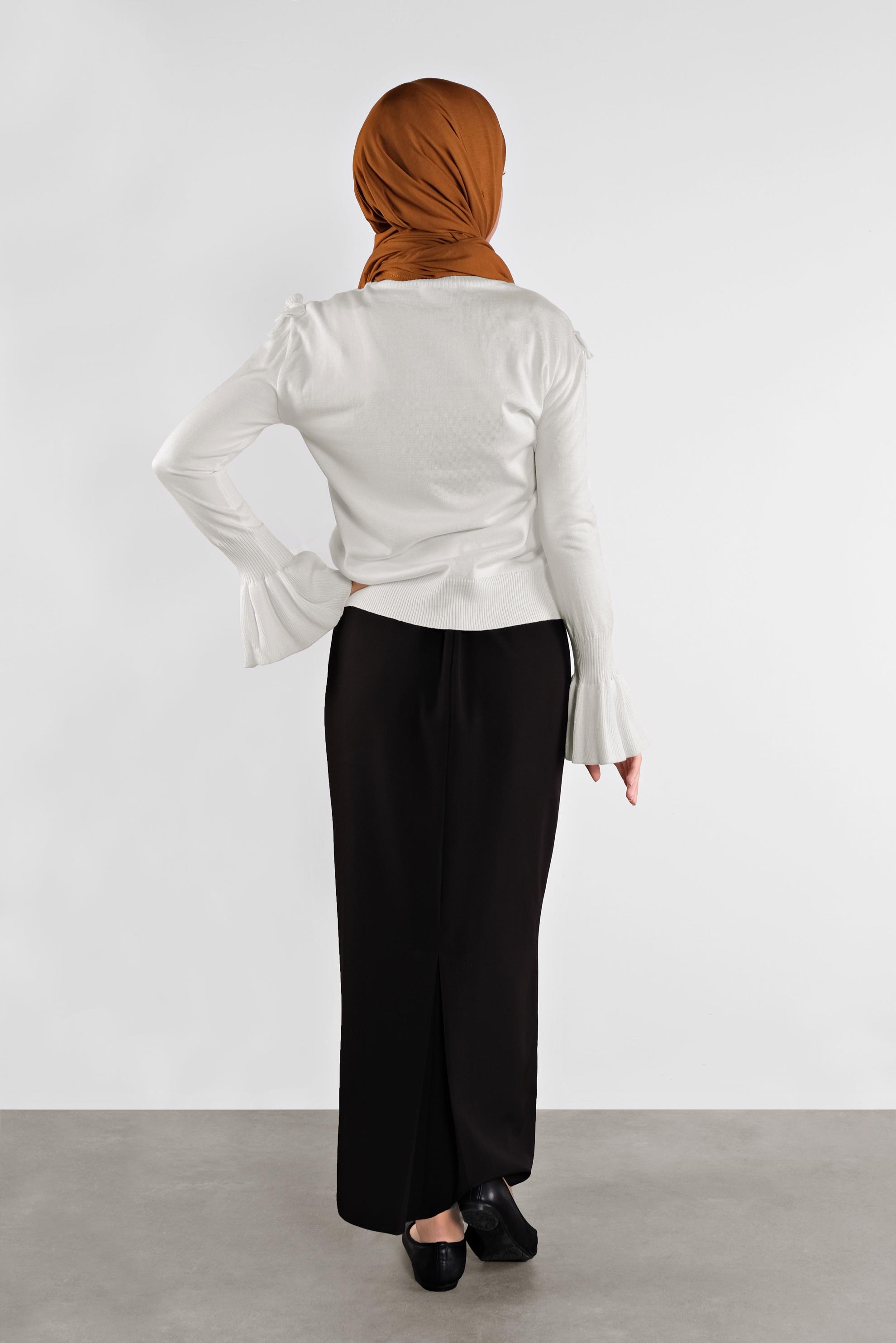 Hijab clothing WHITE RUFFLED KNIT SWEATER 41025 