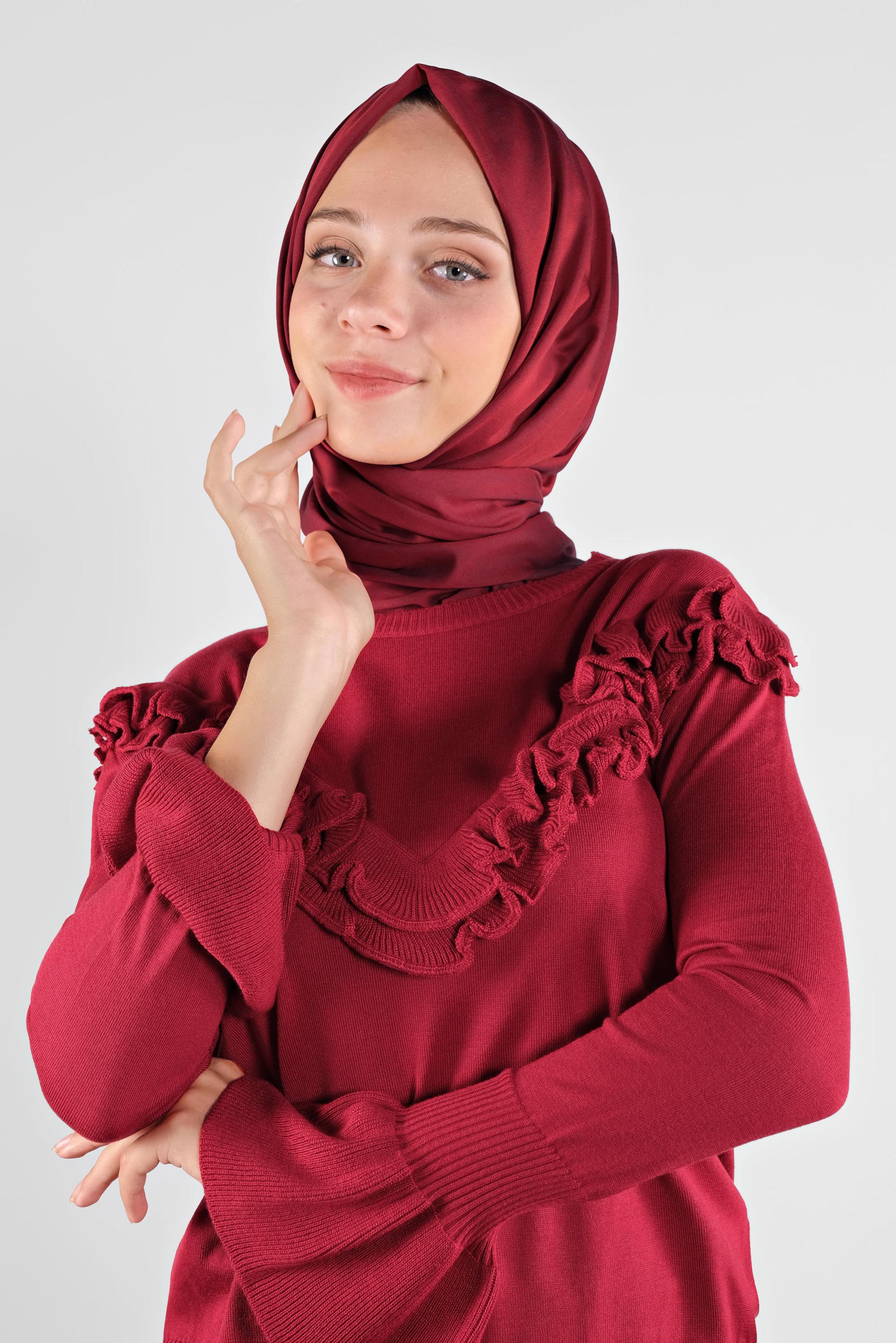 Hijab clothing RED RUFFLED KNIT SWEATER 41025 