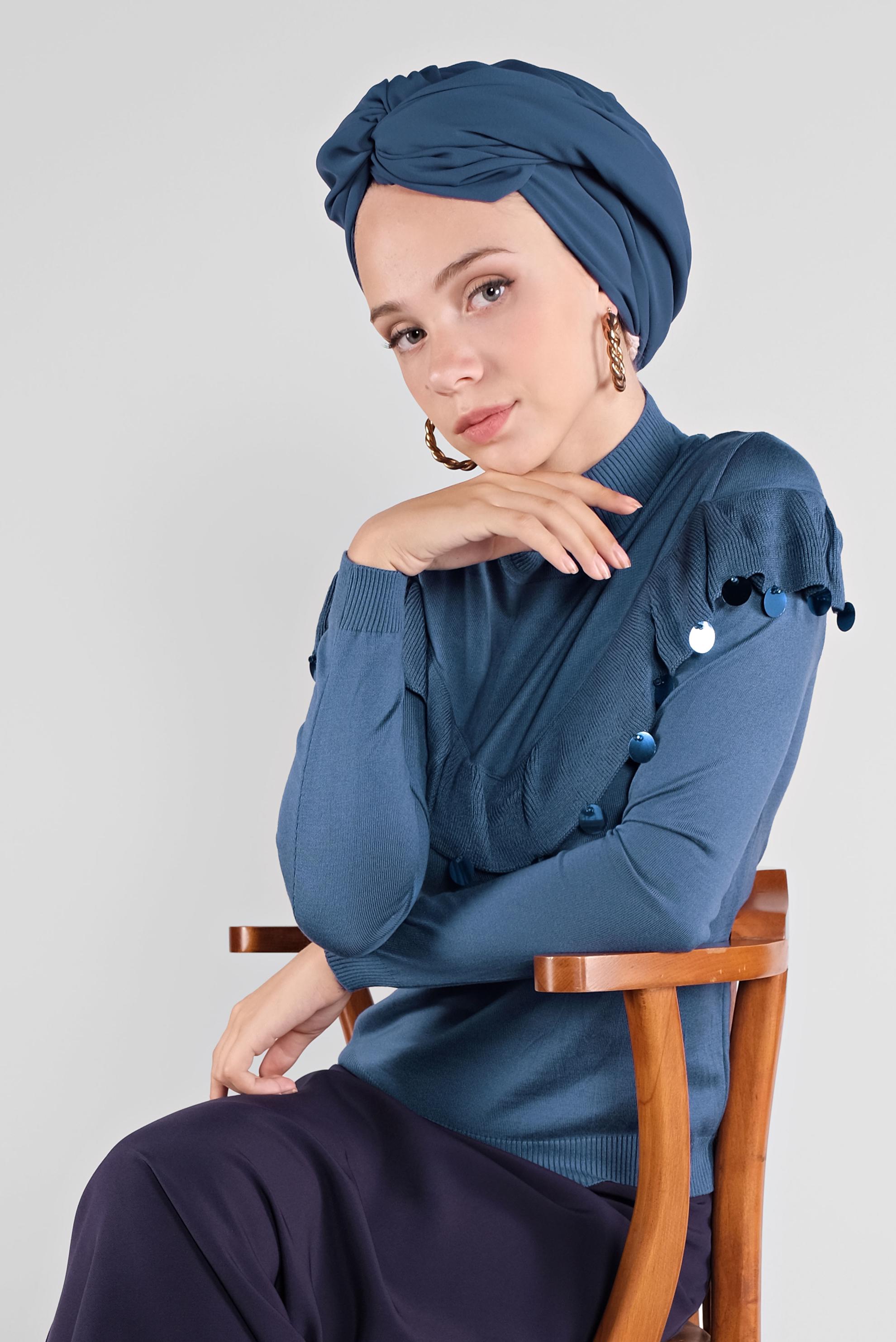 Hijab clothing NAVY BLUE SEQUINED RUFFLED KNIT SWEATER 41026 