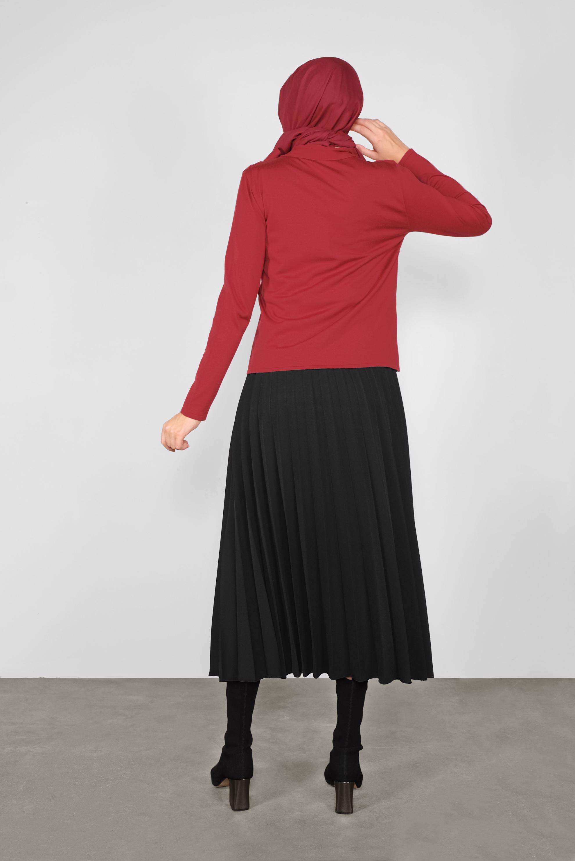 Tesettür giyim KIRMIZI YAKASI FİYONKLU TRİKO KAZAK 41028