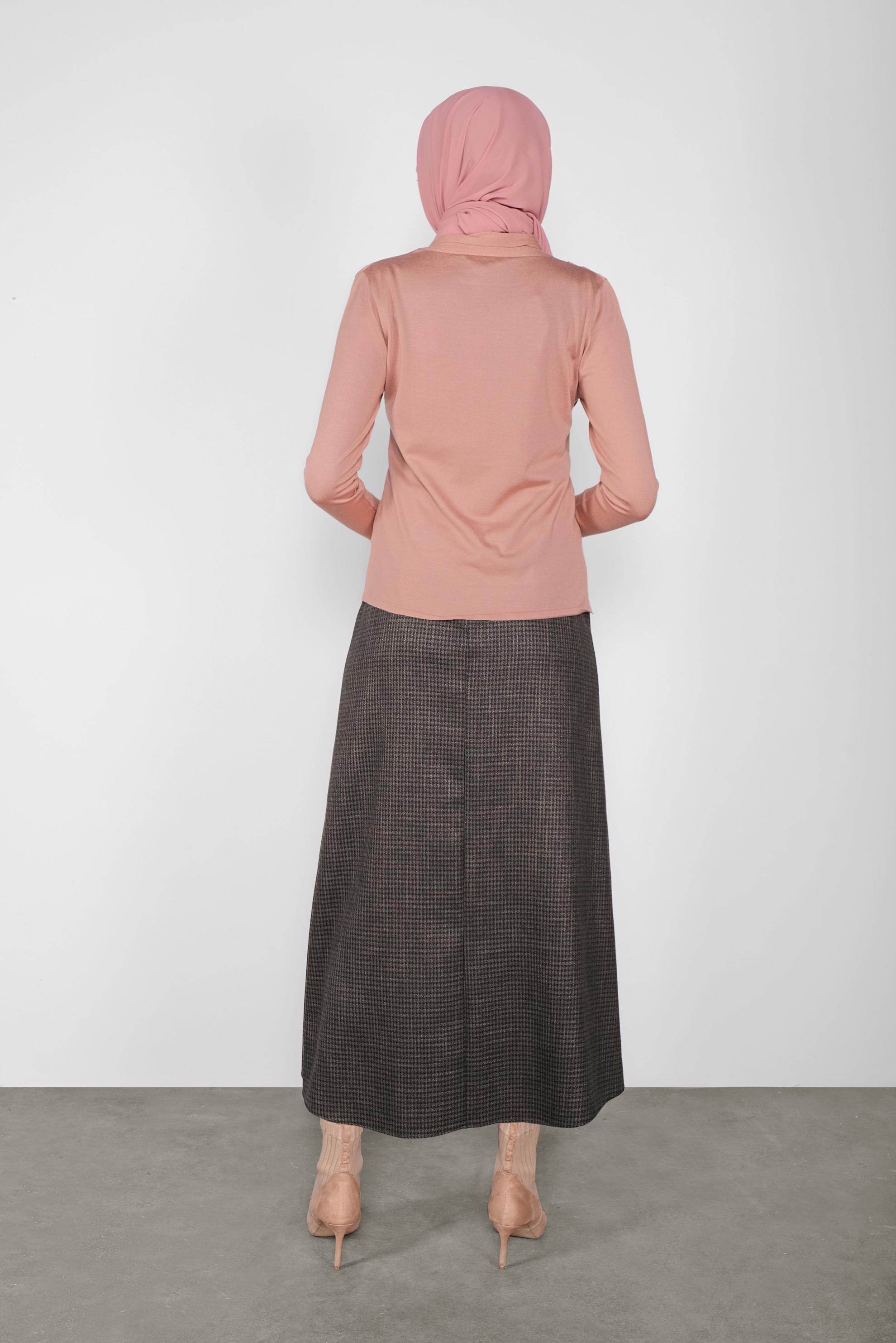 Tesettür giyim PUDRA YAKASI FİYONKLU TRİKO KAZAK 41028