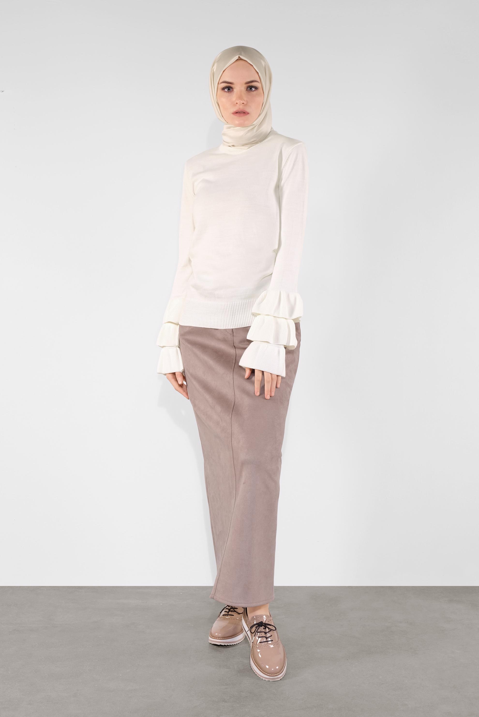 Hijab clothing WHITE RUFFLED KNIT SWEATER 41086