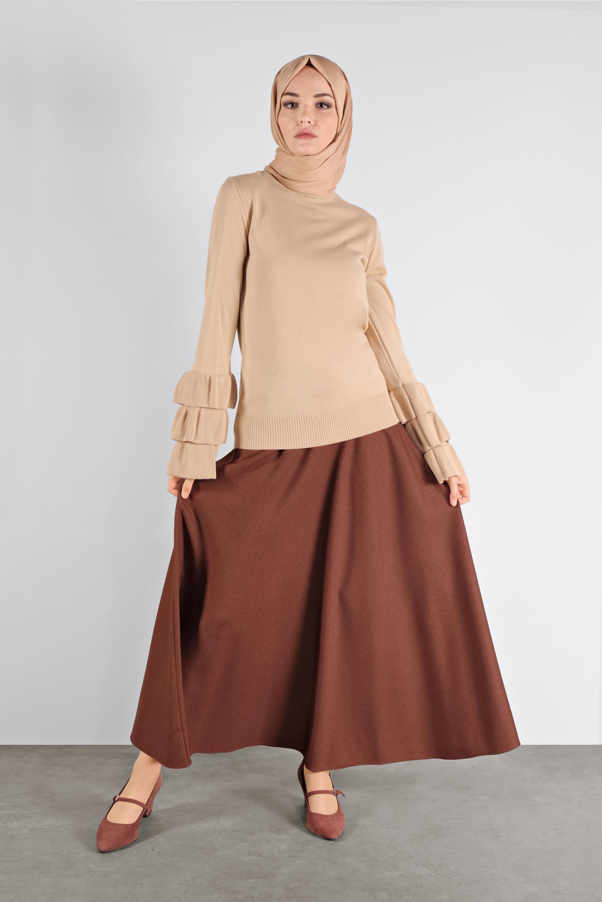 Hijab clothing BEIGE RUFFLED KNIT SWEATER 41086
