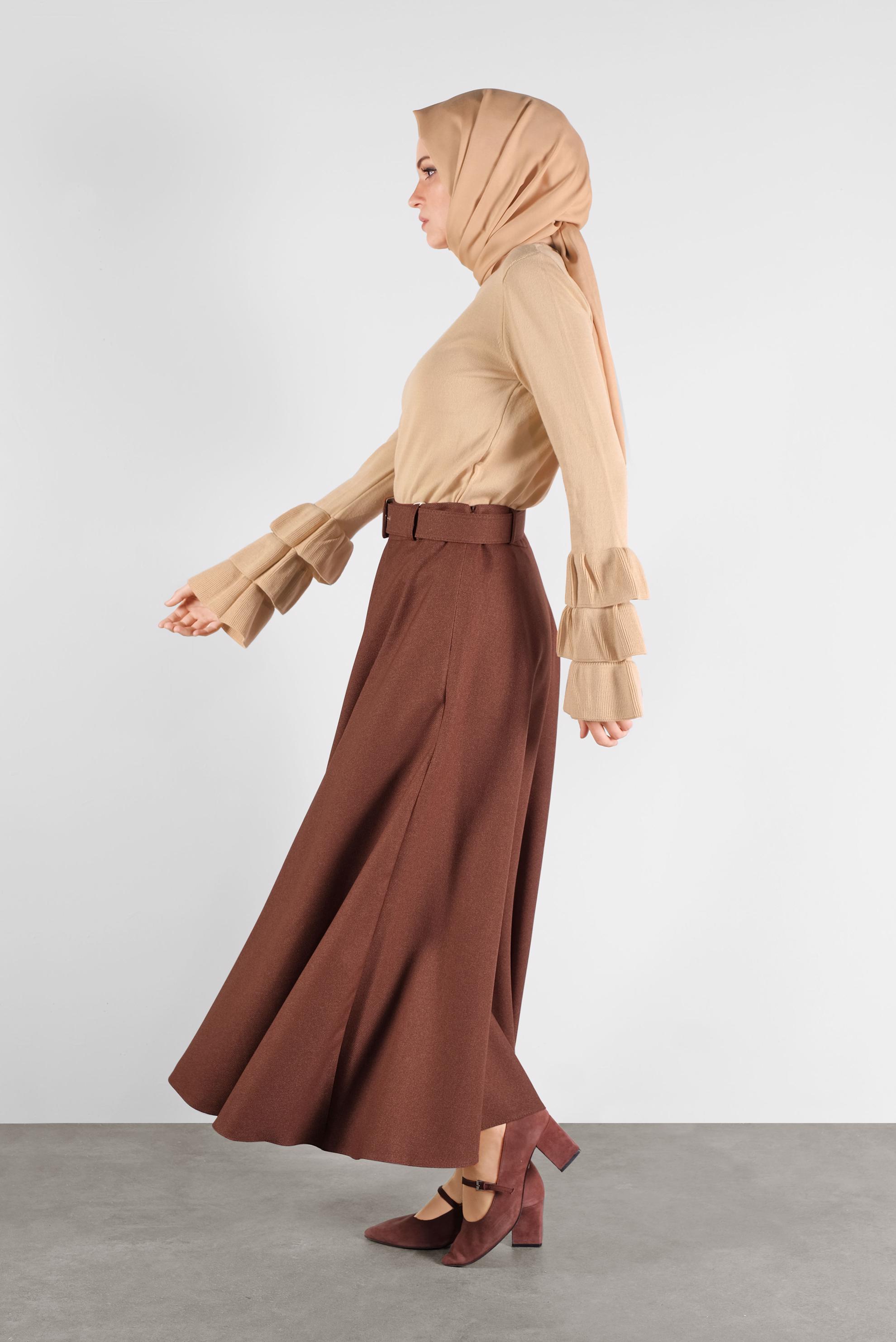 Hijab clothing BEIGE RUFFLED KNIT SWEATER 41086