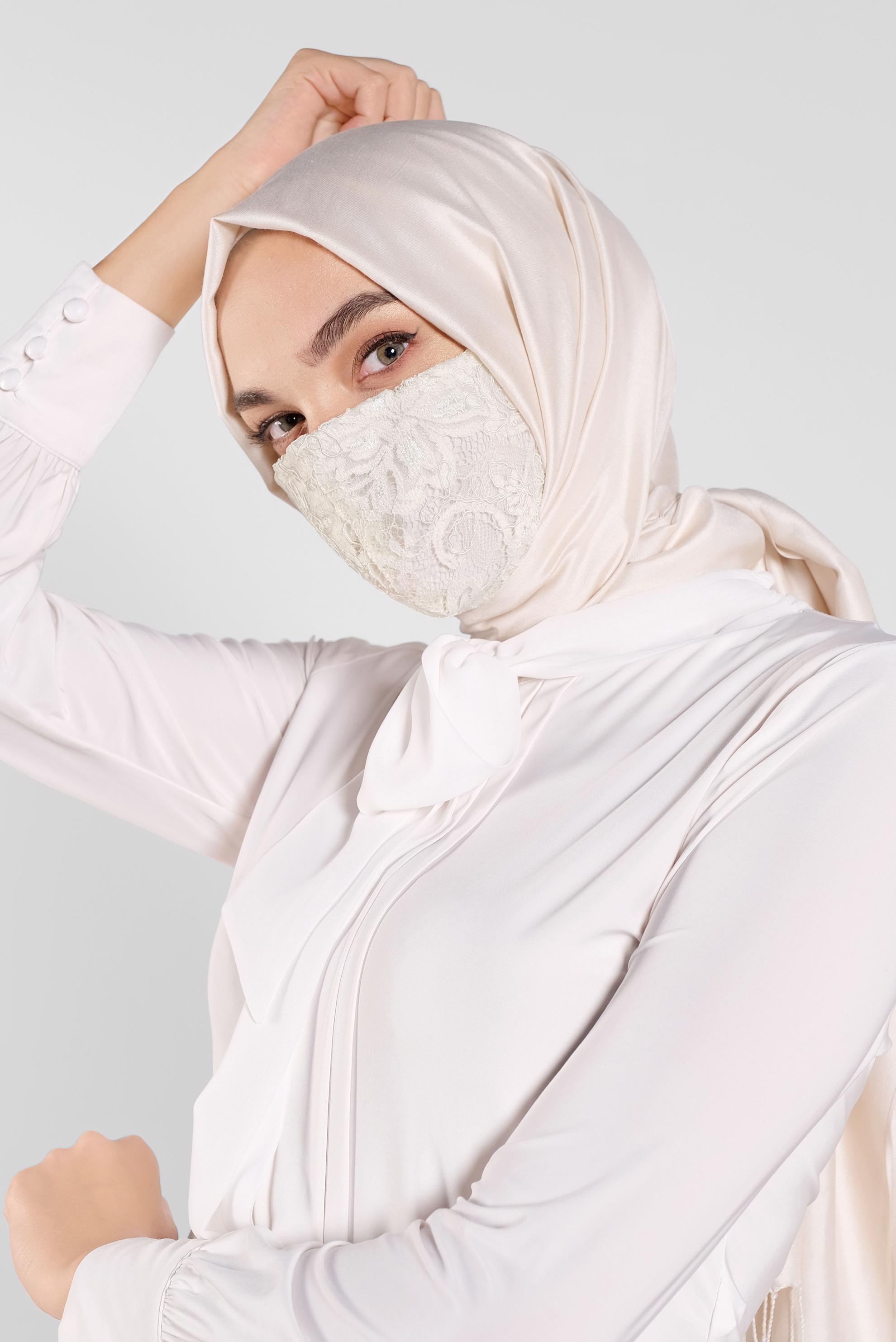 Tesettür giyim BEYAZ ALVİNA DANTEL DETAYLI MASKE 8001