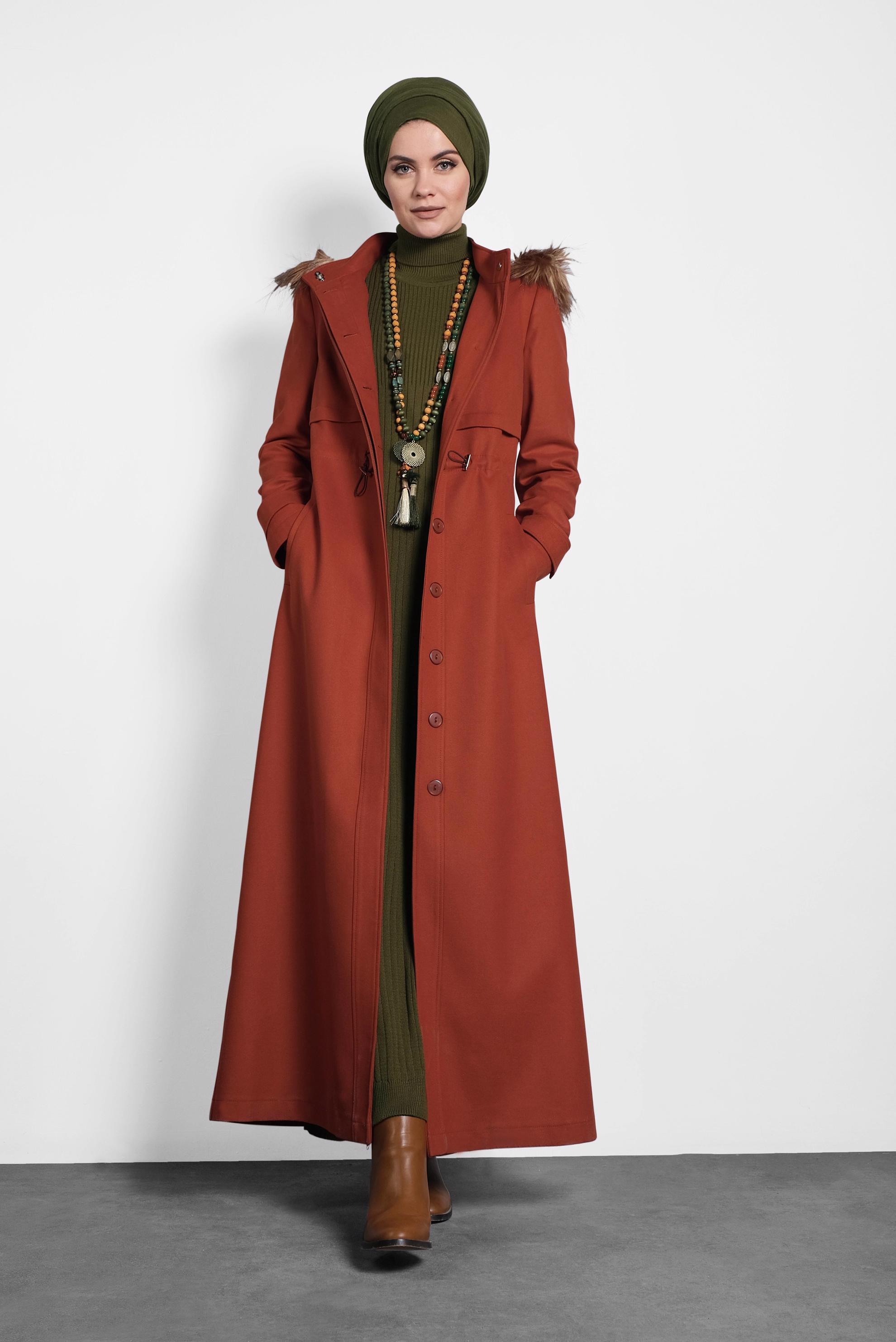 Tesettür giyim TURUNCU DÜĞMELİ KAPÜŞONLU MANTO 90027 