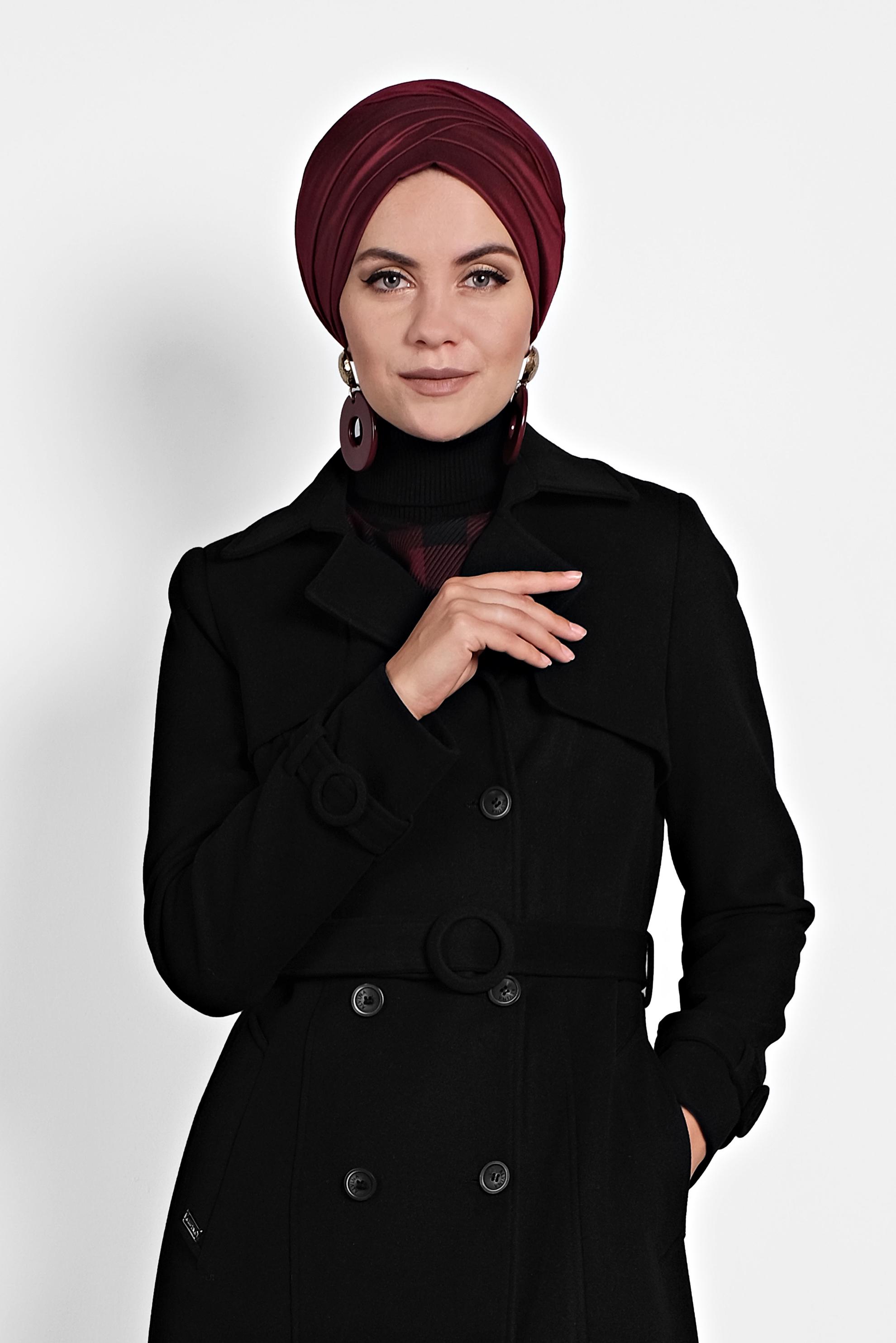 Tesettür giyim SİYAH KEMERLİ MANTO 90029 