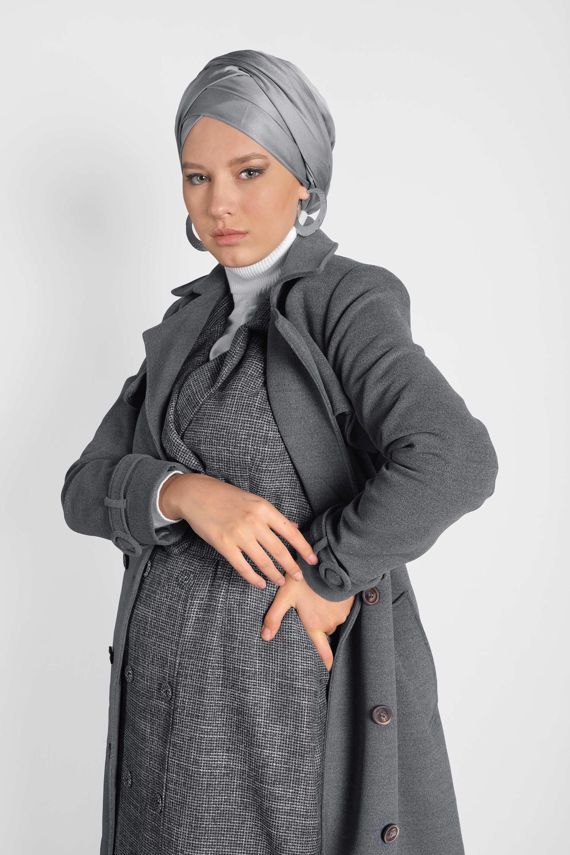 Tesettür giyim GRİ KEMERLİ MANTO 90029 