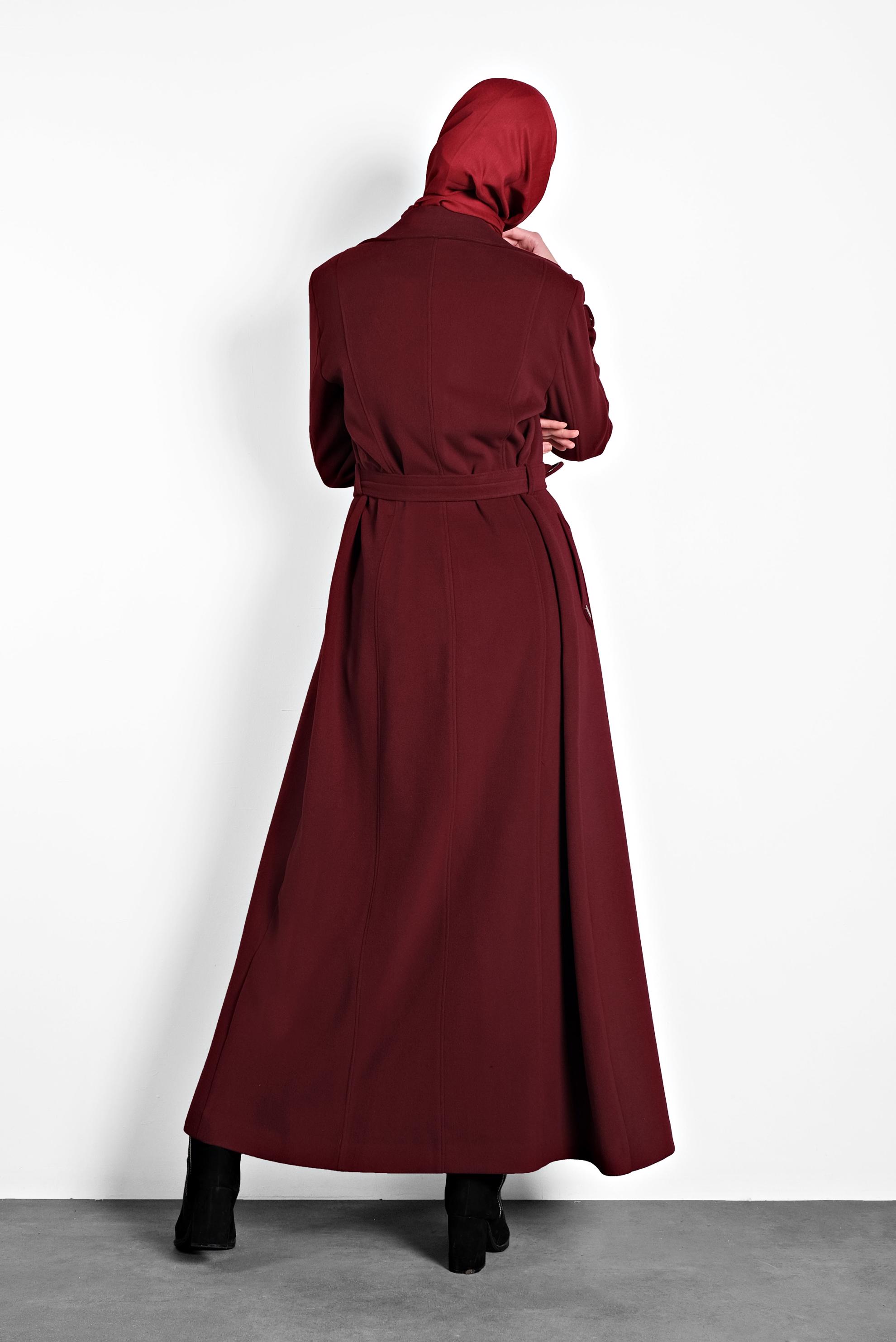 Tesettür giyim BORDO KEMERLİ MANTO 90029 