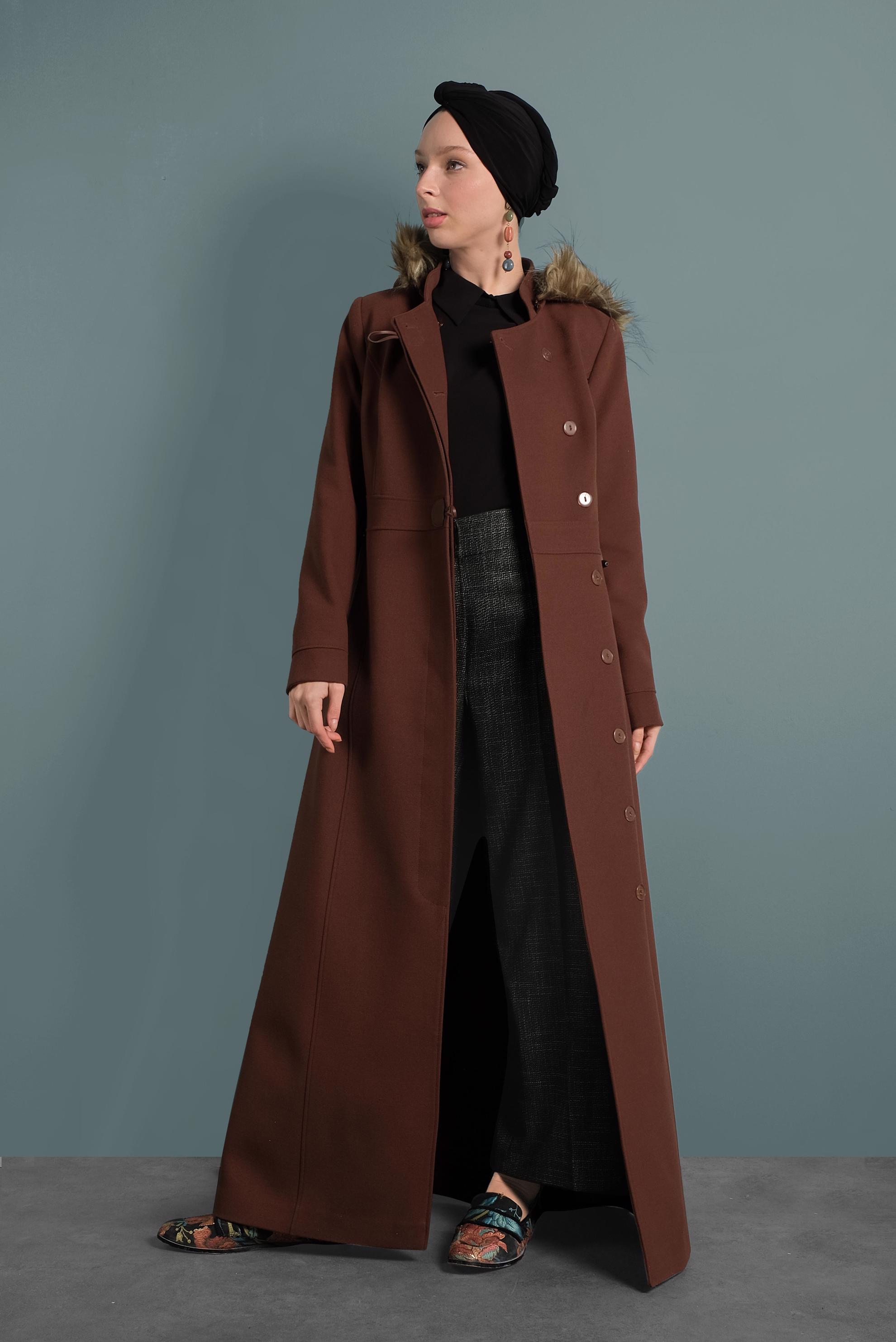 Tesettür giyim TURUNCU DÜĞMELİ KAPÜŞONLU MANTO 90030