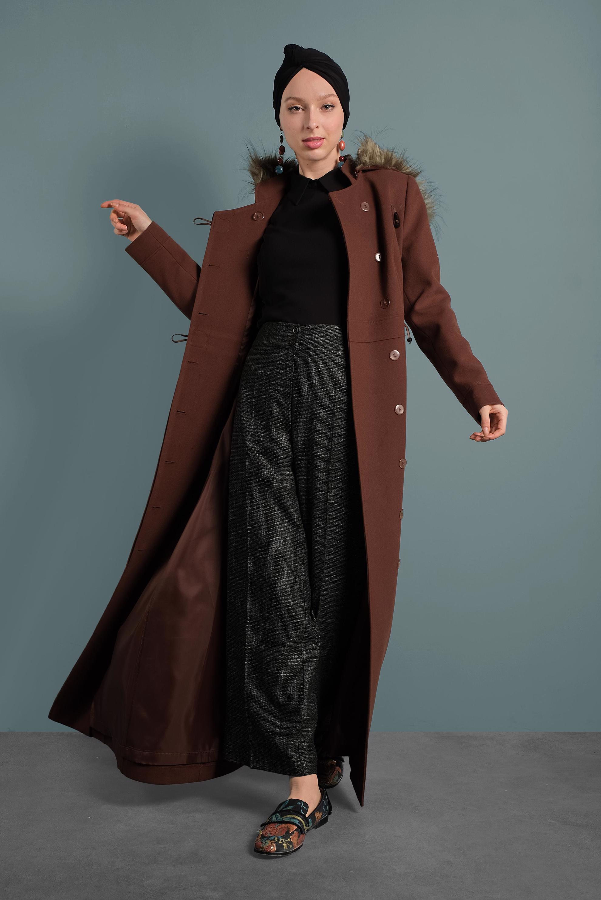 Tesettür giyim TURUNCU DÜĞMELİ KAPÜŞONLU MANTO 90030