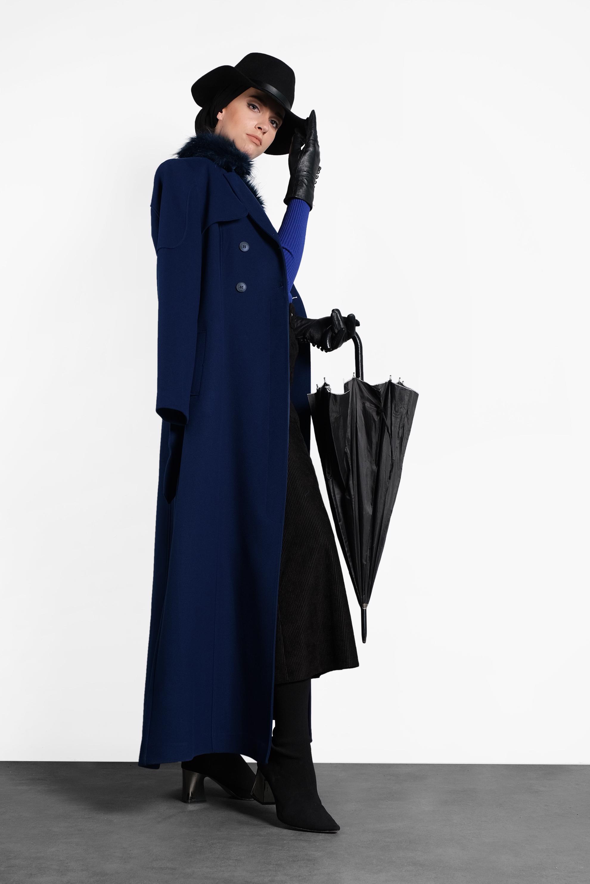 Tesettür giyim MAVİ YAKASI KÜRKLÜ DÜĞMELİ MANTO 90037 