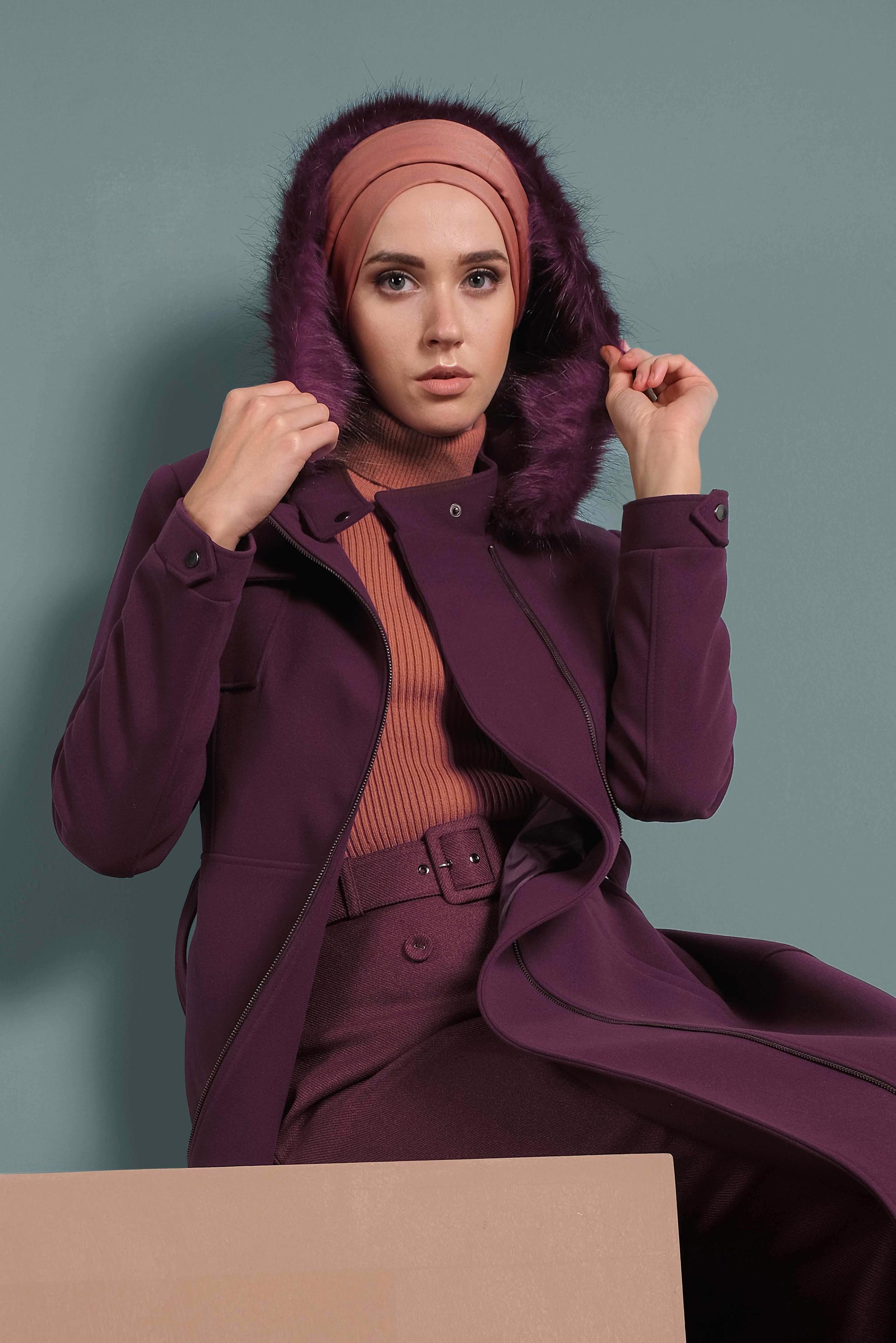 Tesettür giyim MÜRDÜM KEMERLİ KAŞE MANTO 90040