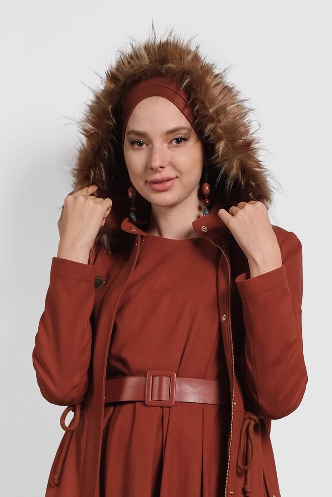 Tesettür giyim TURUNCU KAPÜŞONLU CEPLİ MANTO 90047 - ALVİNA