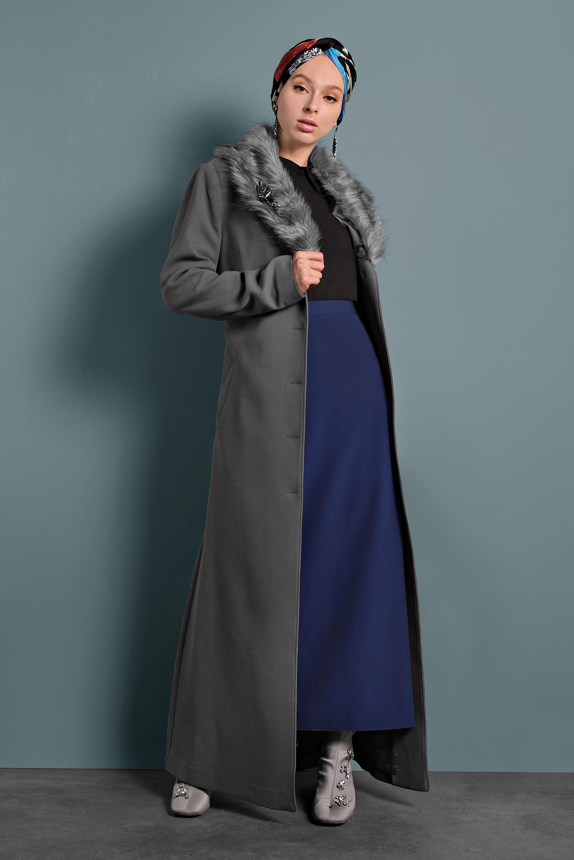 Tesettür giyim GRİ KUŞAKLI DÜĞMELİ MANTO 90061 