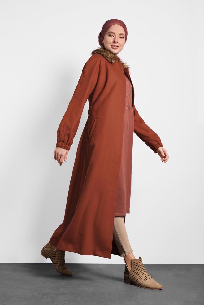 Vêtements hijab ORANGE MANTEAU À COL EN FOURRURE AVEC CEINTURE 90077 - ALVİNA